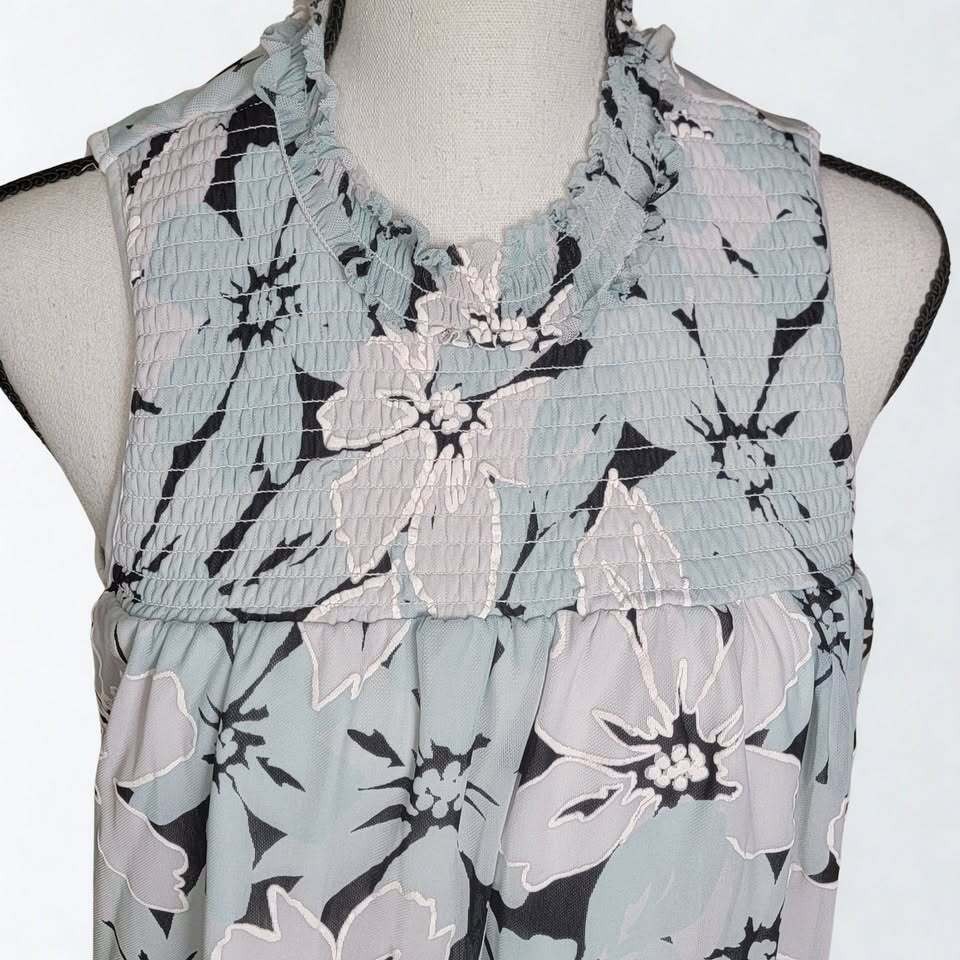 Cato Women’s Cottagecore Sleeveless Floral Blouse Size Small Green Smocked Neck