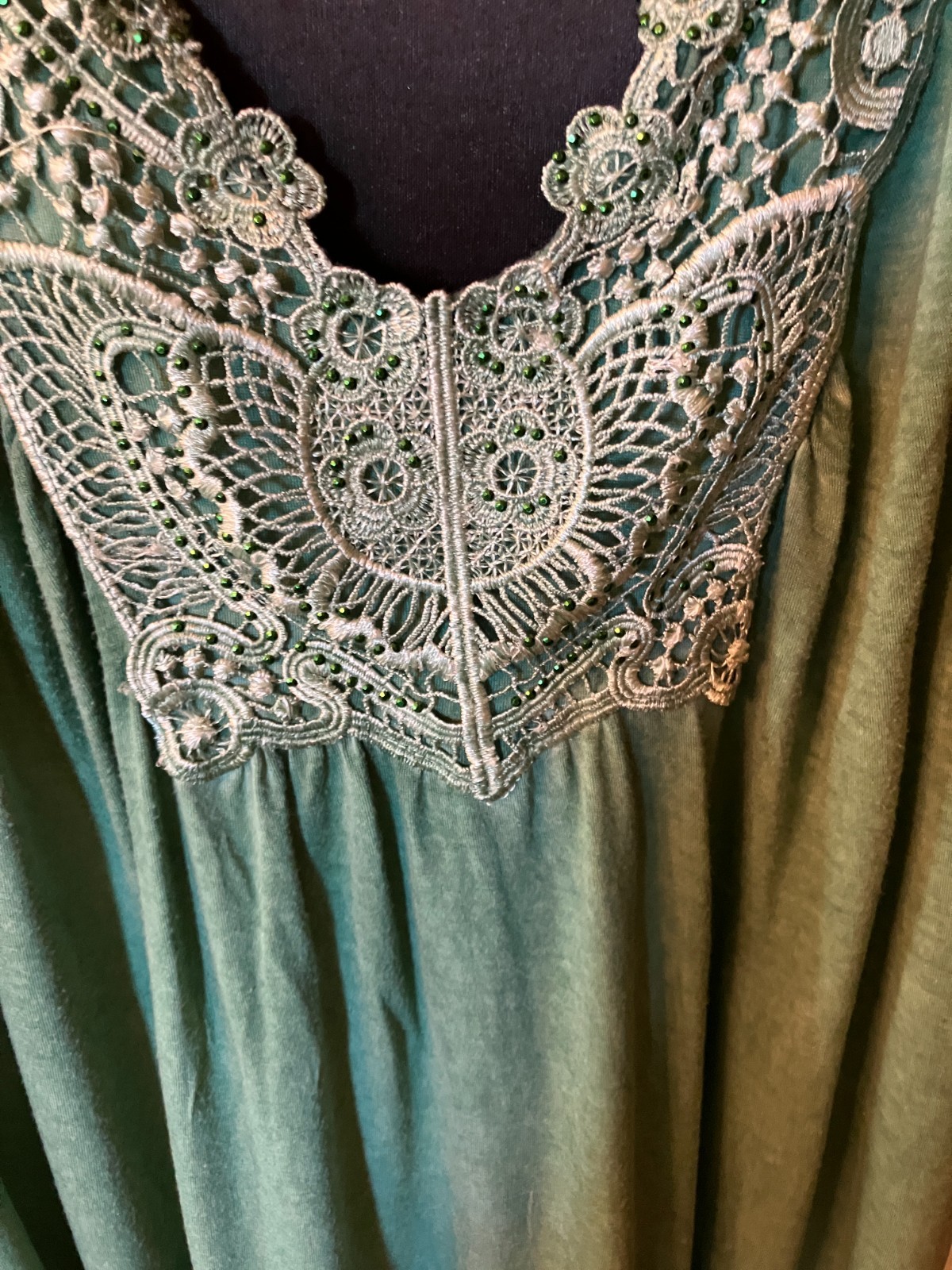 One World~2X~Distressed Green~S/SLV~Lace/Stud Accent~Boho/Peasant~Knit Tunic Top