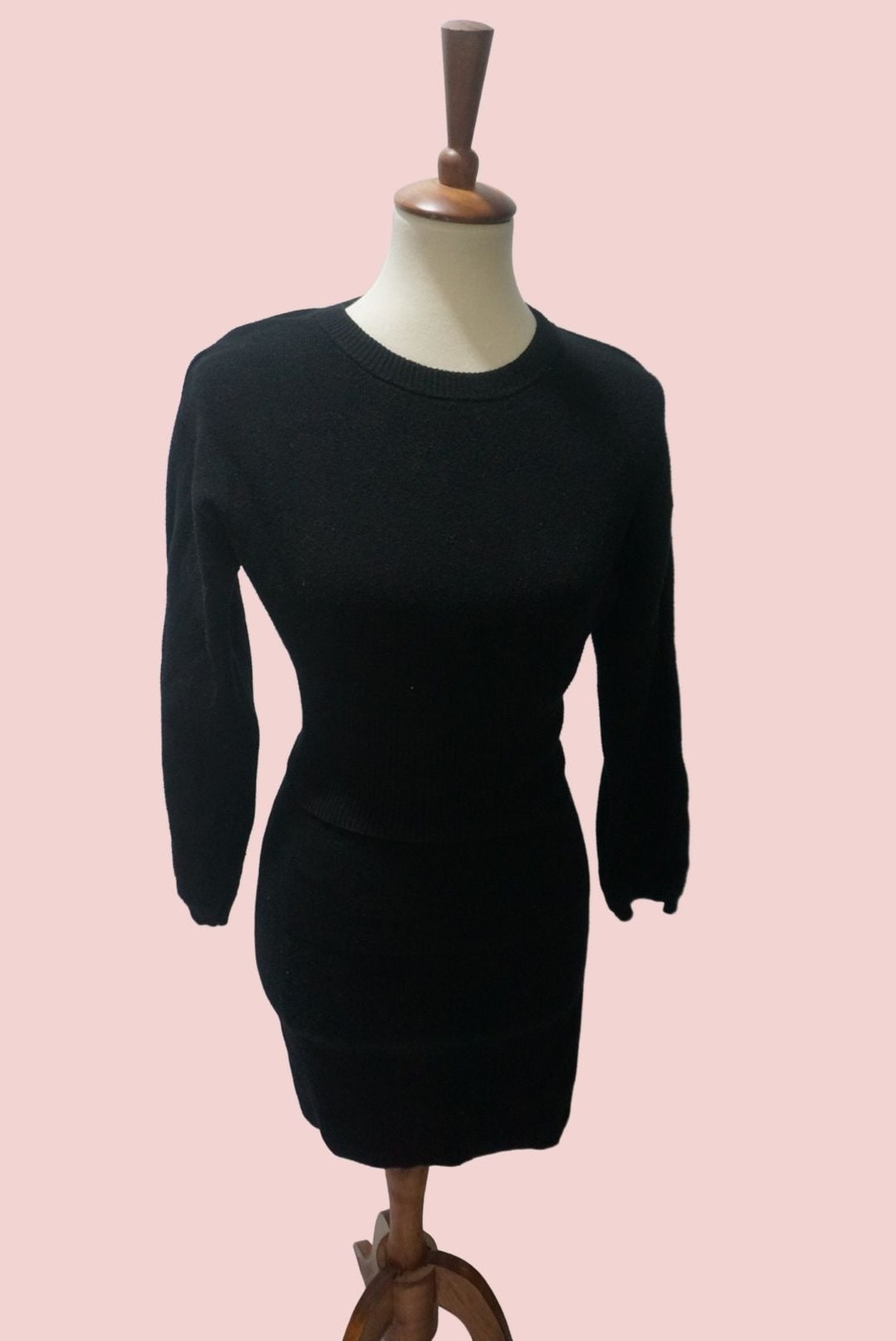 Women’s Black Long Sleeve Knit Bodycon Mini Sweater skirt set