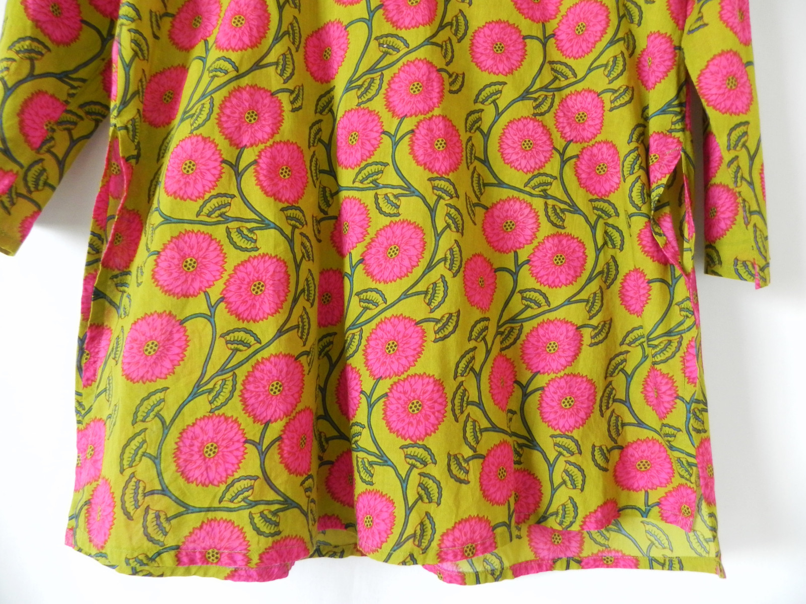 Made in India Tunic Top Slit Sides Multi-Color 3/4 Sleeve Rayon Floral L(US M)