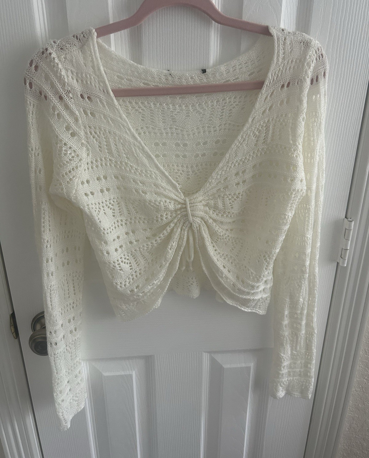 Women’s White Crochet Open Knit V-Neck Long Sleeve Cropped Tie Front Top M