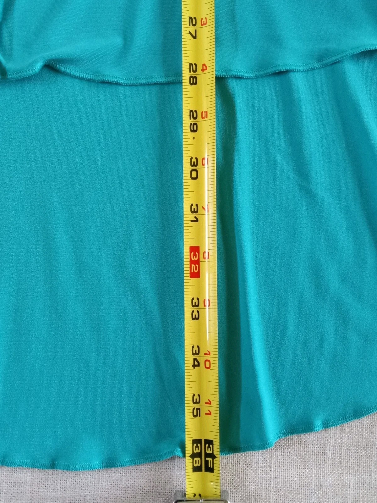 NWT Nina Leonard Miracle Matte Jersey Tiered Hi-Low Button Top Blouse Teal Small