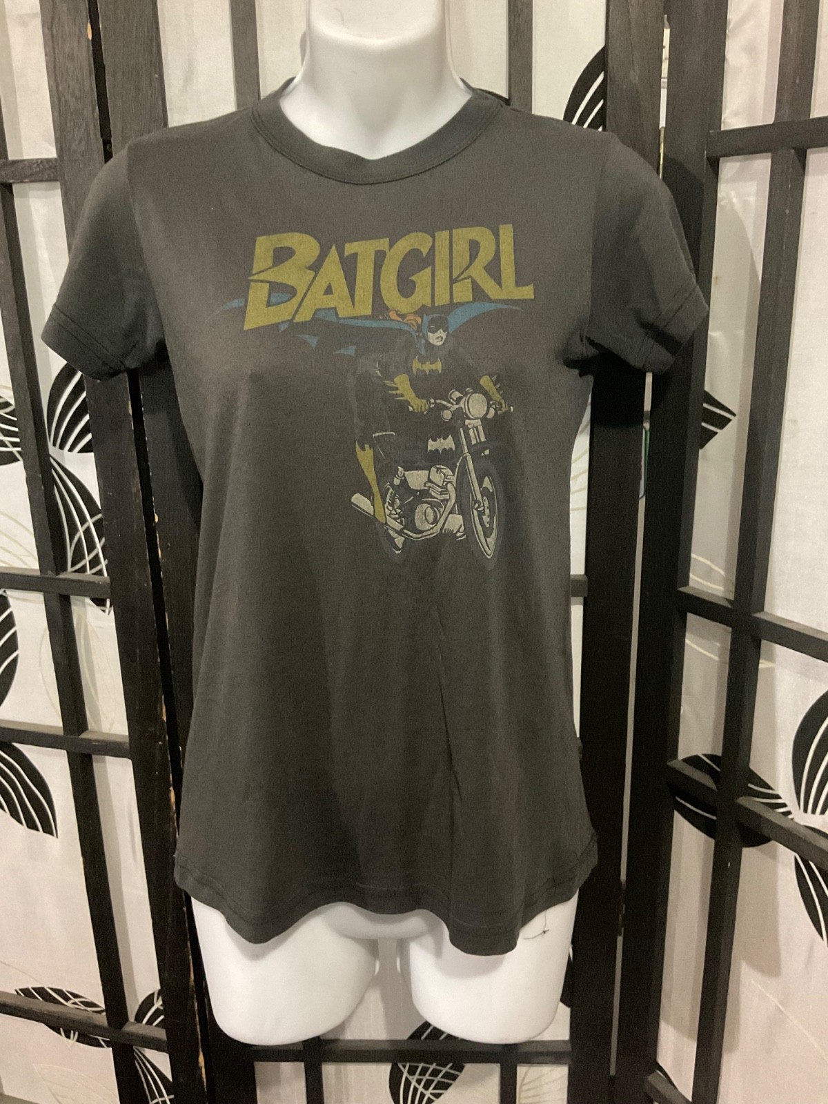 Junk Food Batman Dc Comic Catwoman Harley Quinn BatGirl Vintage T Shirt Top XS/S