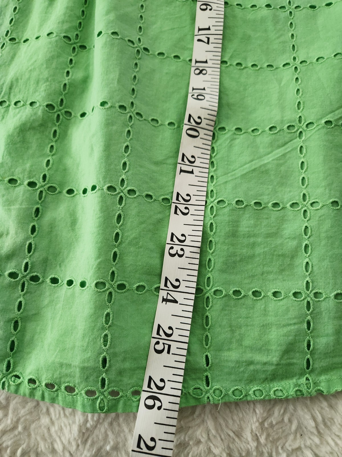 ​Crown & Ivy Women’s Size Large Green Cotton Eyelet Puff Sleeve Blouse Split…