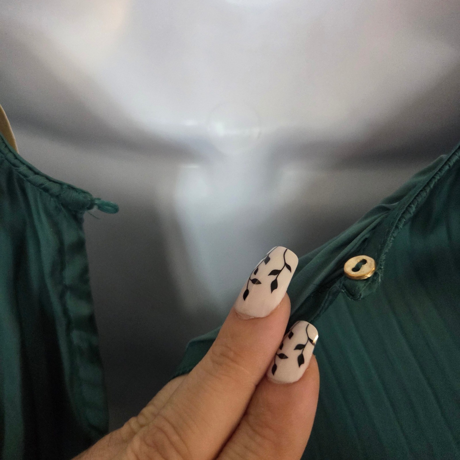 Ulla Johnson Dark Green Pleated Long Sleeve Blouse Smocked Cuffs Sz 8 $390 MSRP