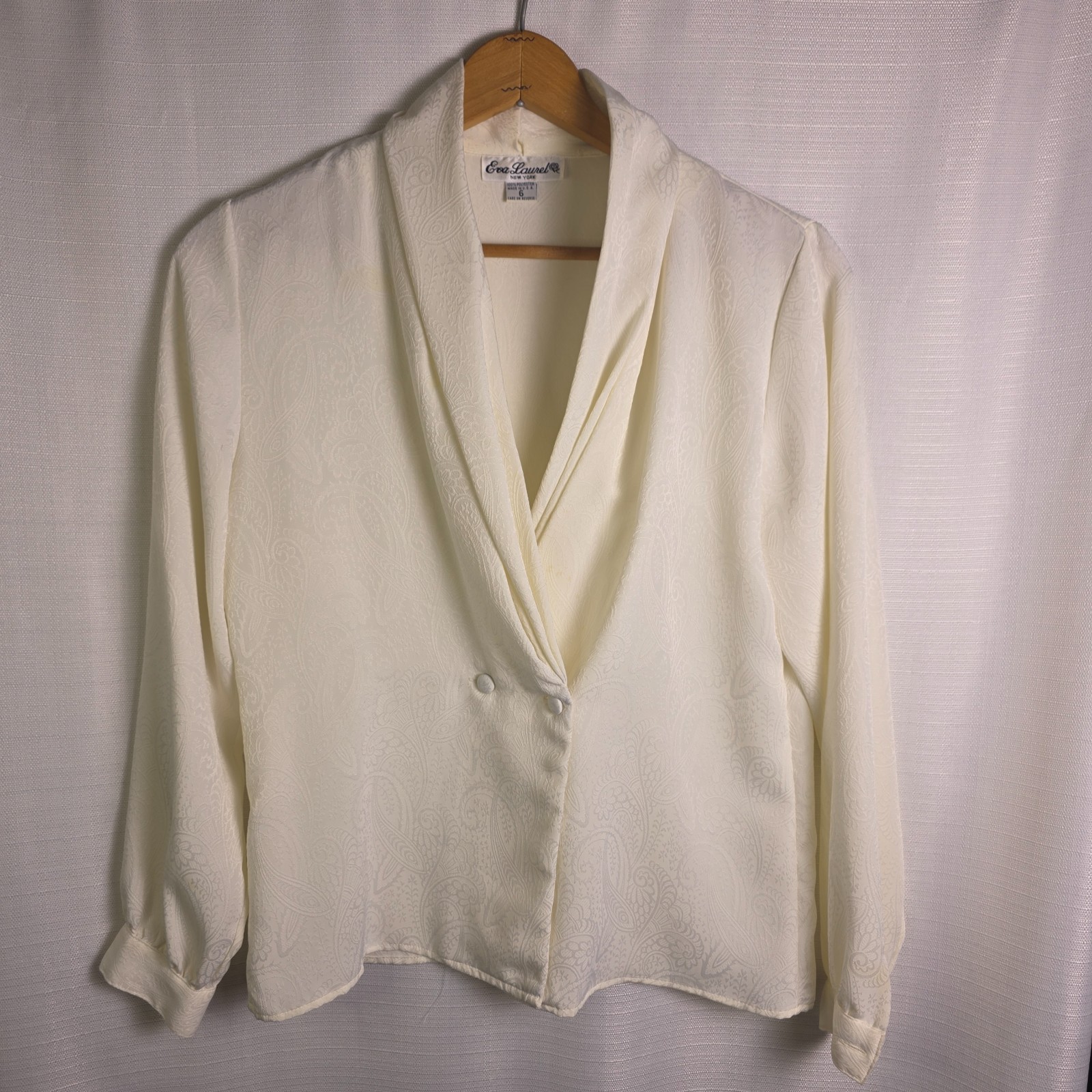 VTG Eva Laurel New York Top Womens 6 Ivory Paisley Jacquard Shawl Collar Blouse
