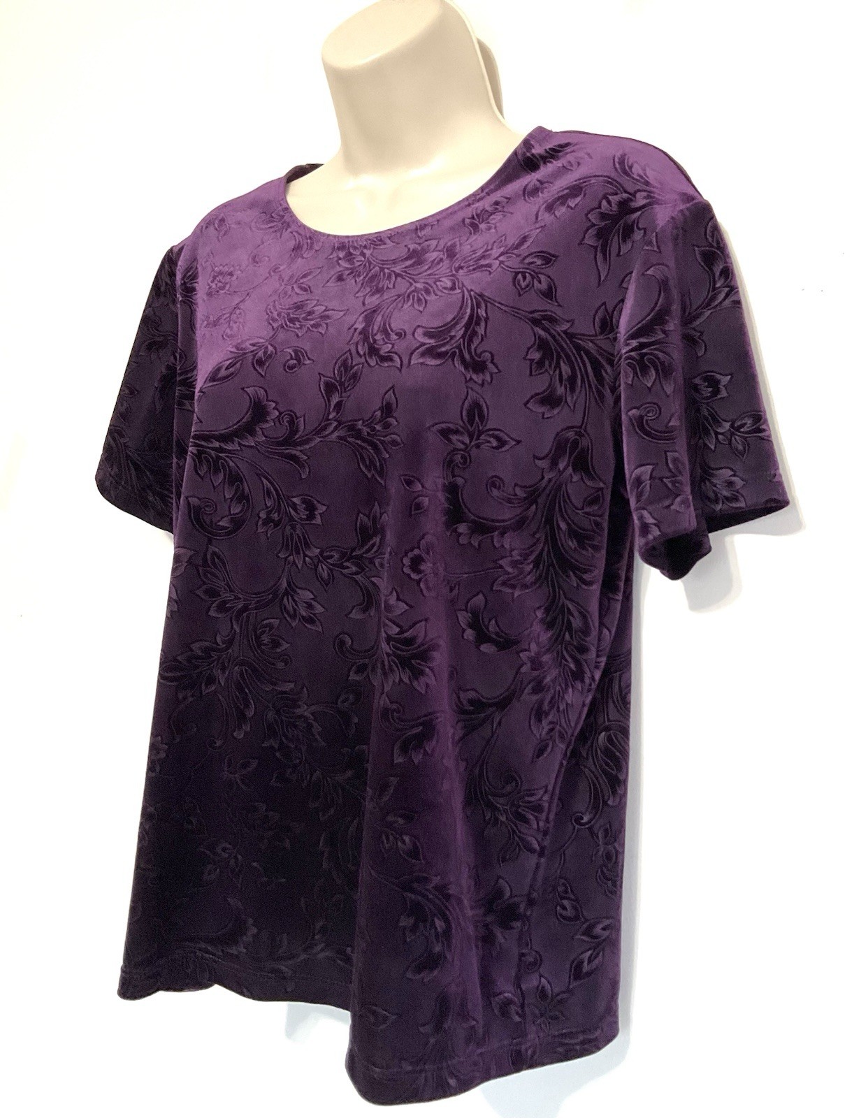 modern essentials top short sleeve deep purple floral pullover