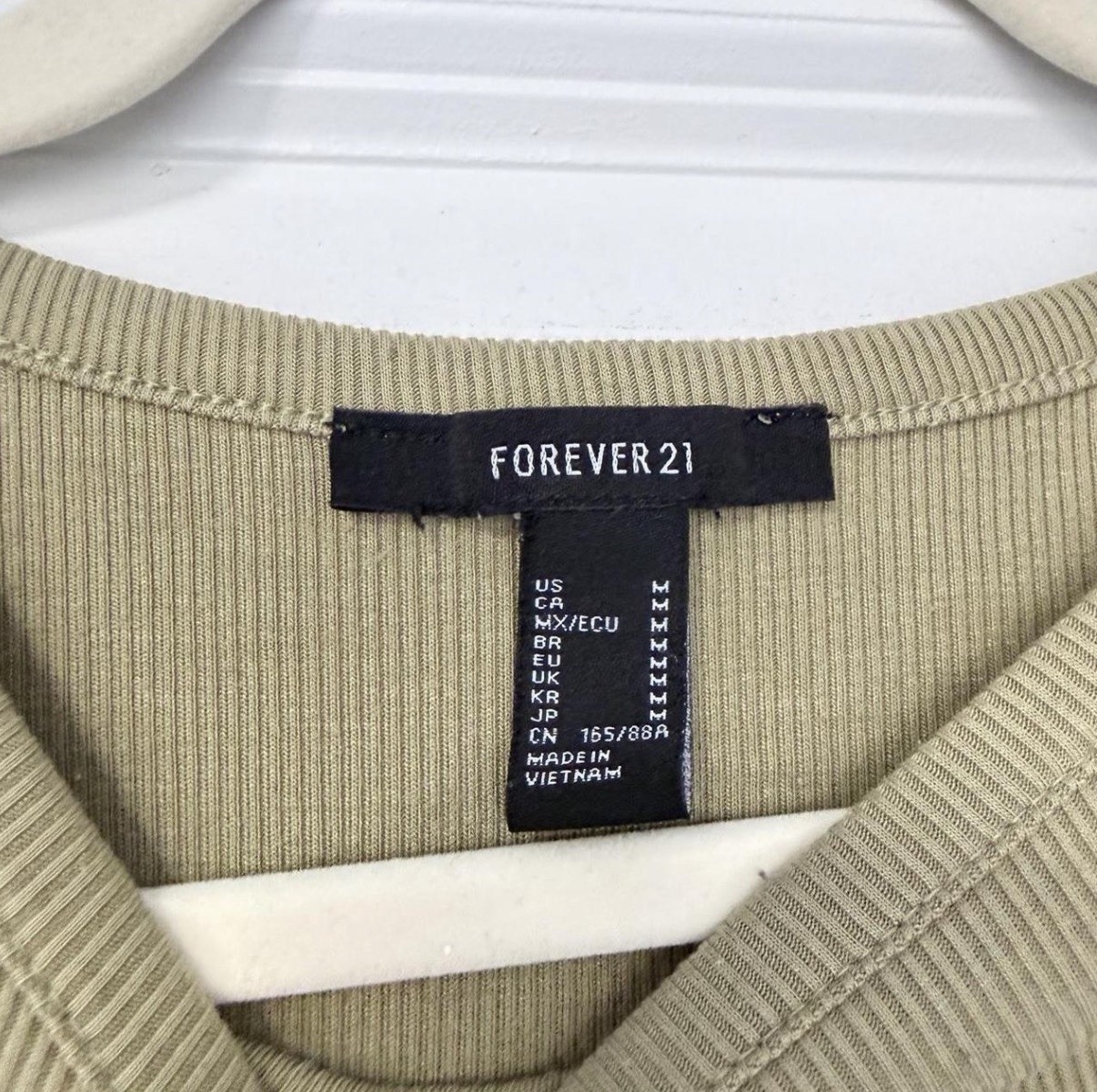 FOREVER 21 Olive Knit Drawstring Lettuce Hem Short Sleeve Top Size M