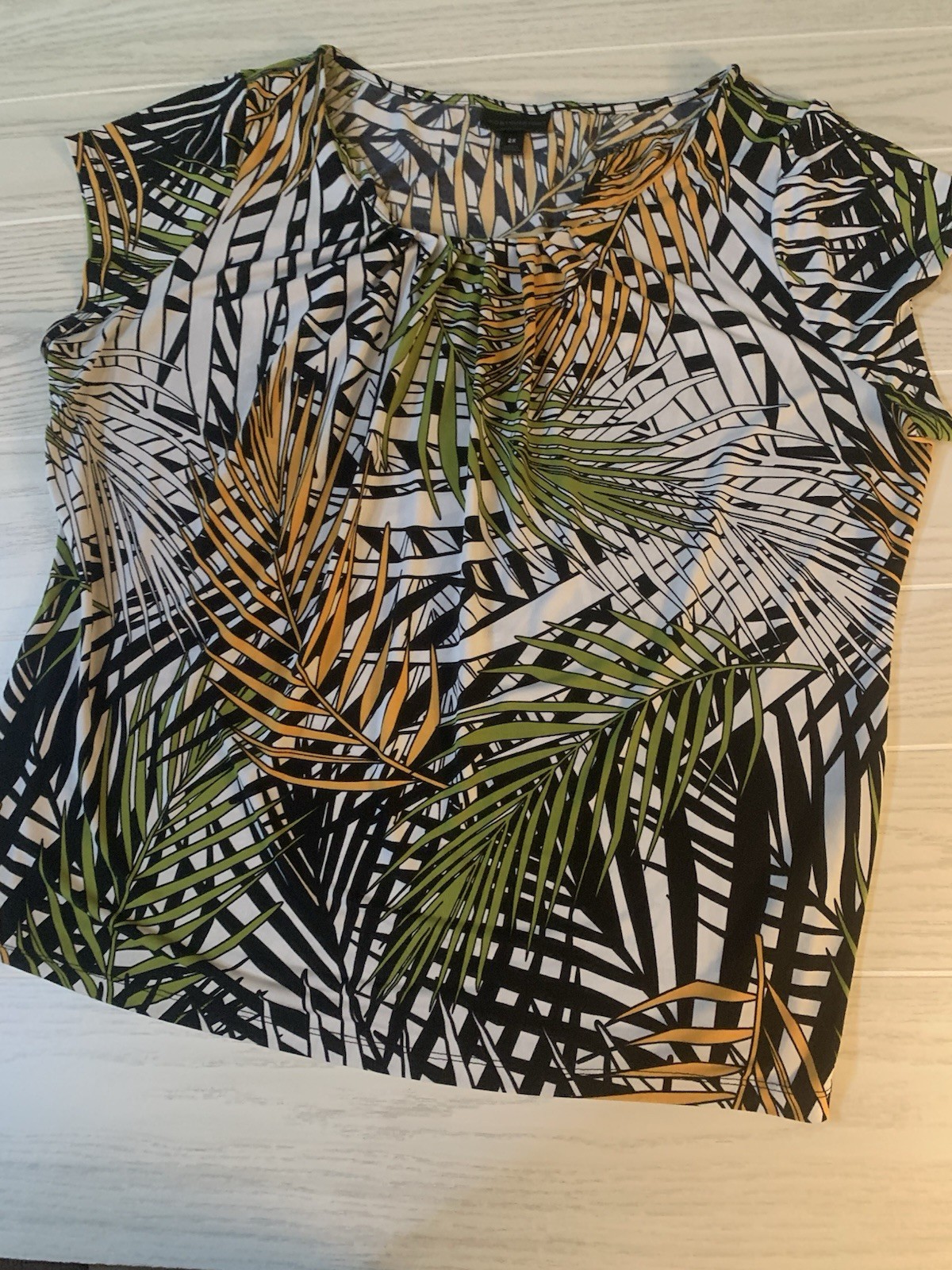 Worthington Woman 2X Sleeveless Tropical Palm Branch Blouse White & Black Gold