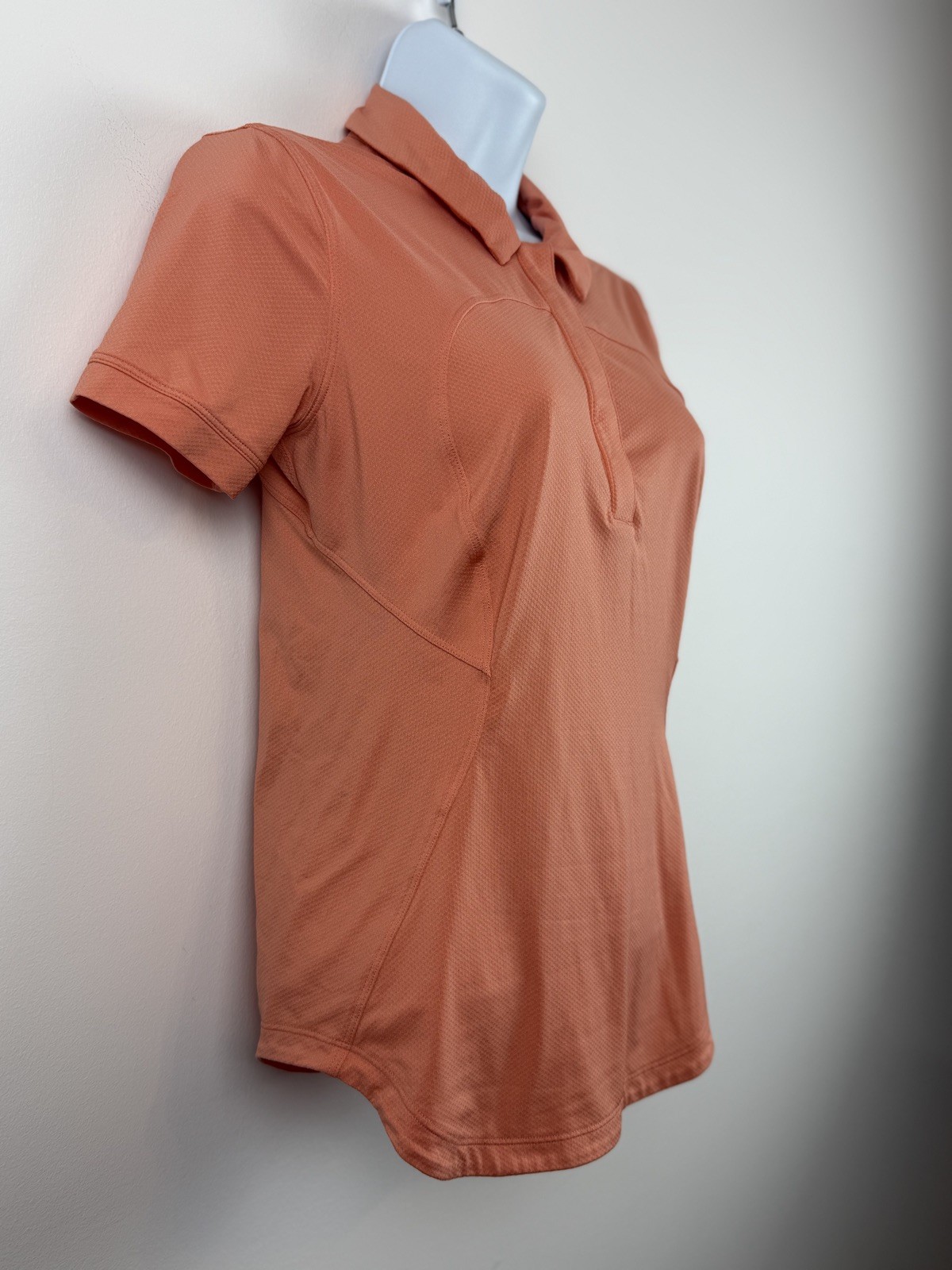 Lululemon Quick Drying Short Sleeve Polo Slim Size 4 Sunny Coral SUNC 03192