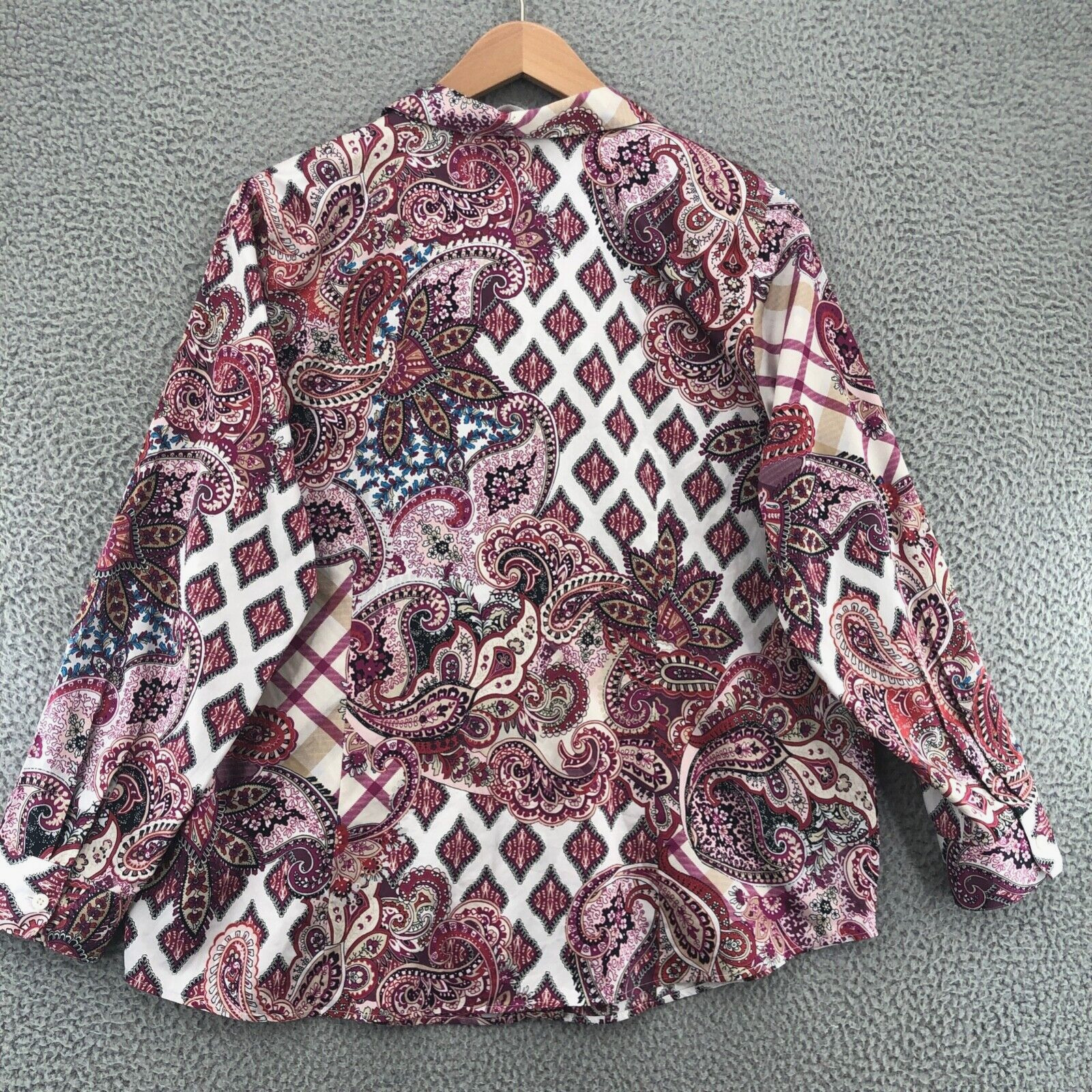 Chicos Shirt Womens 3 US 16 Pink Sateen Menswear Mix Print Wing Collar Button Up