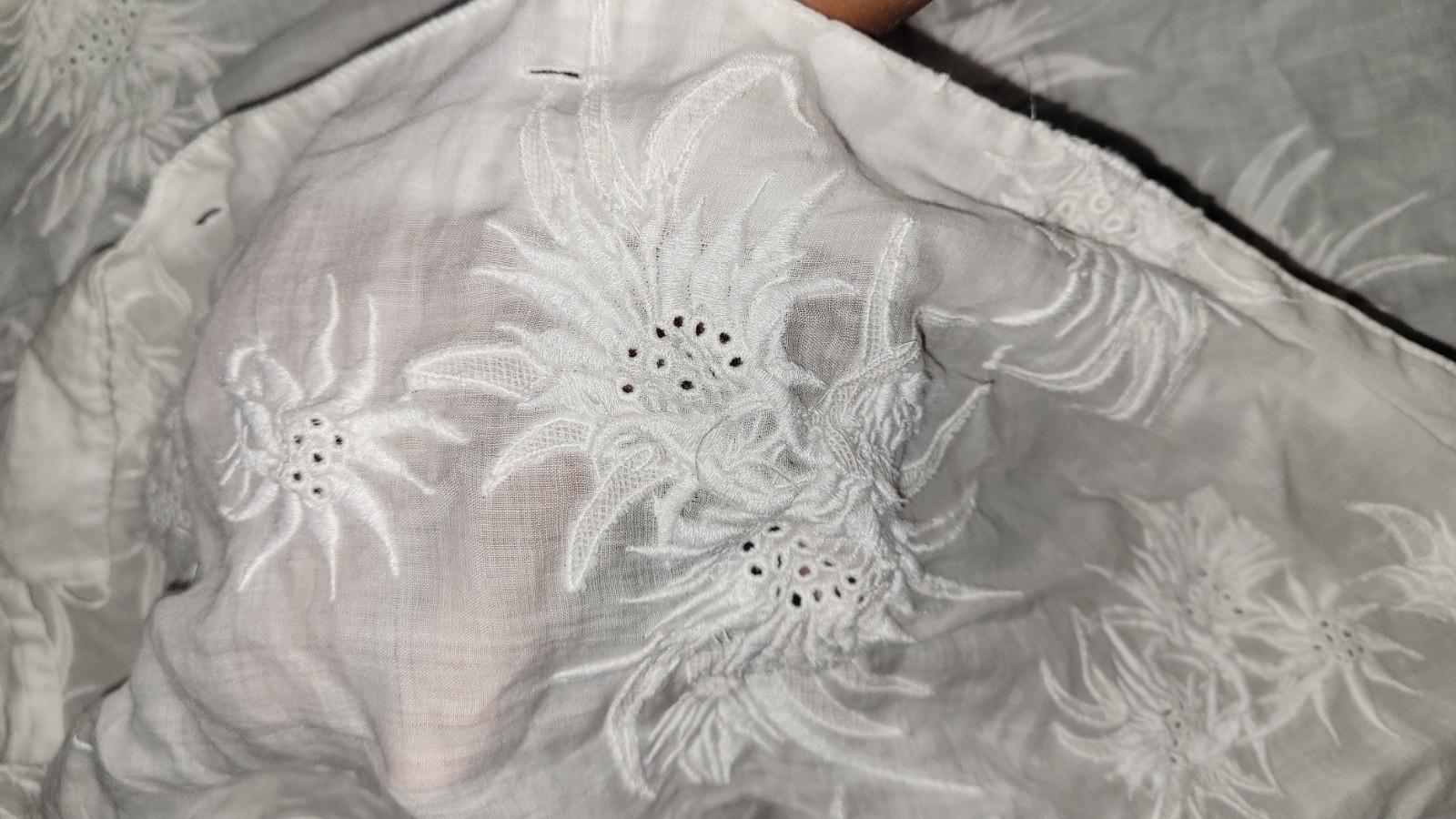 rag & bone New York Women’s Woven Floral White Collared Embroidered Shirt S