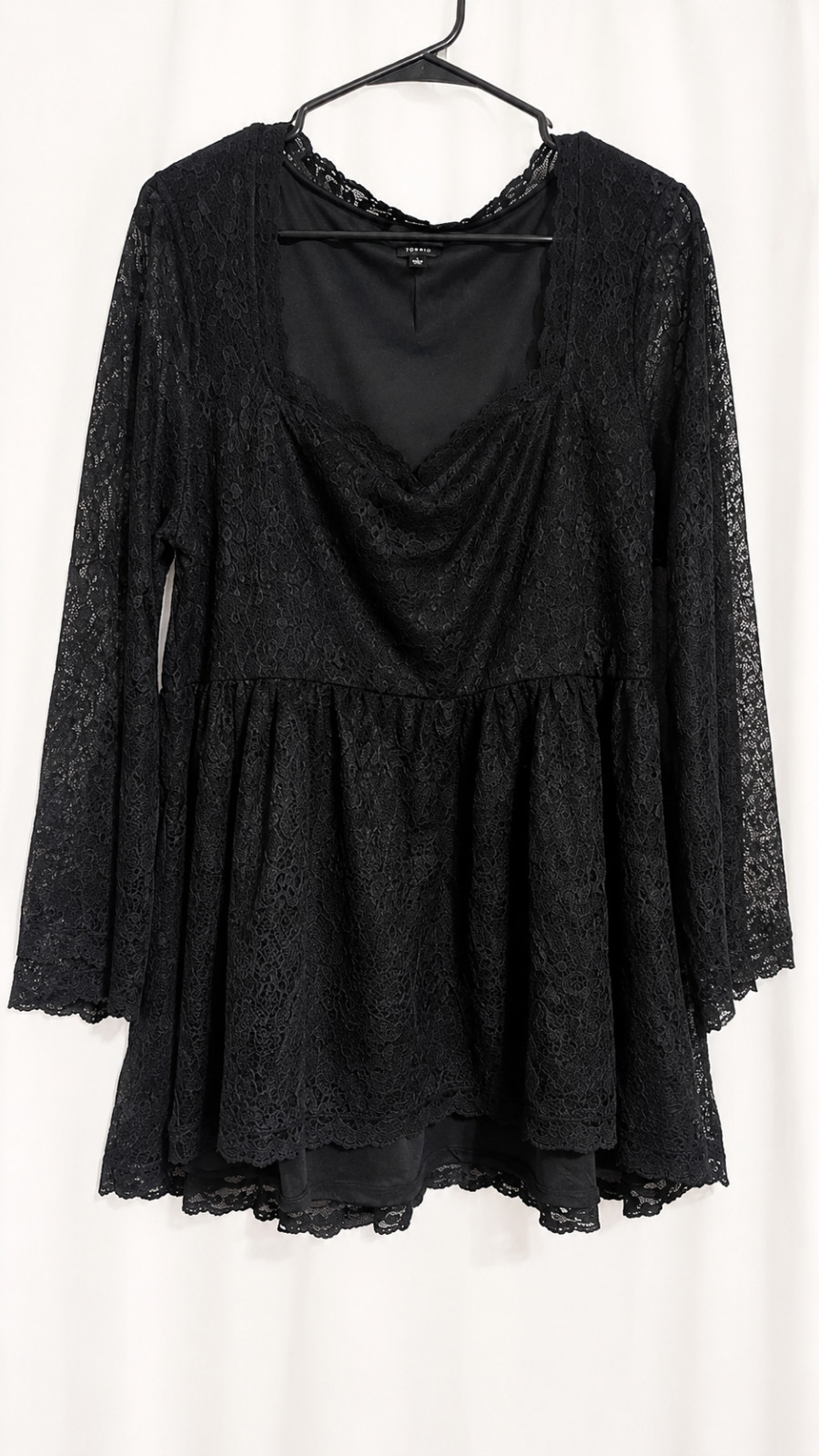 Torrid Black Lace Babydoll Women’s Plus Size 2 2X Long Sleeve Empire Waist