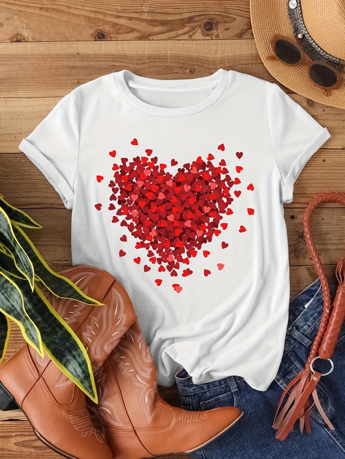 Summer Casual Short Sleeve Heart Print Crew Neck T-Shirt Women’s Tops Tee Shirt√