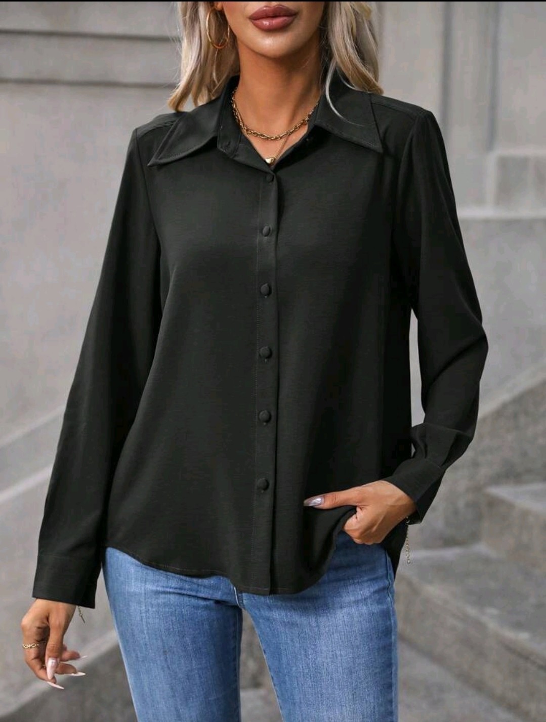 Women’s Black Solid Collared Button Front Long Sleeve Button-Up Blouse Top M