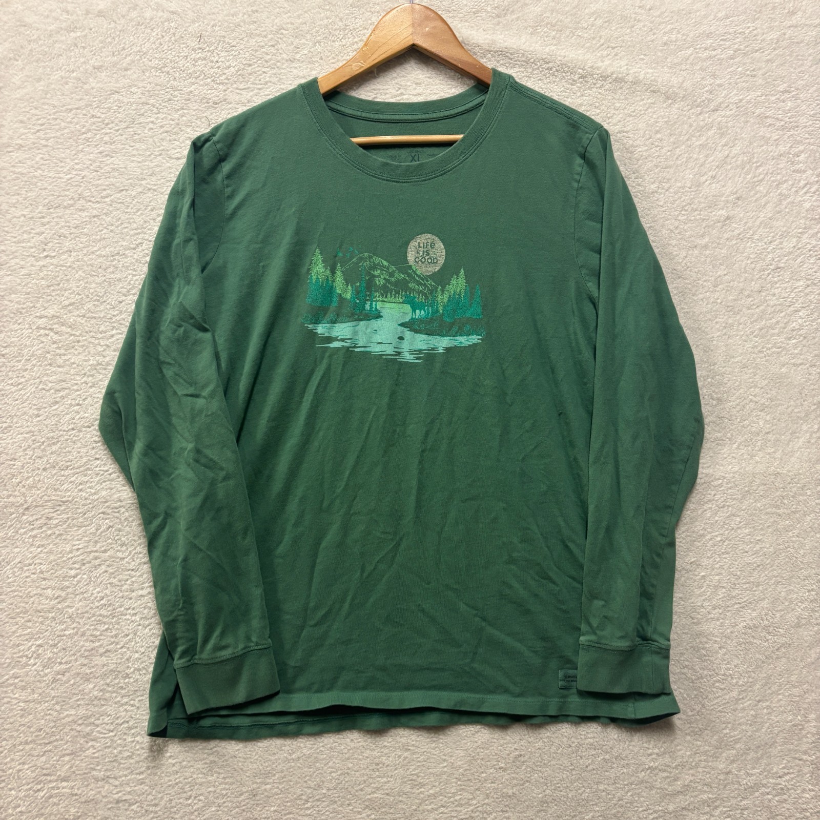 Life Is Good Shirt Womens XL Green Mountain Landscape Nature Outdoor Long Sleeve