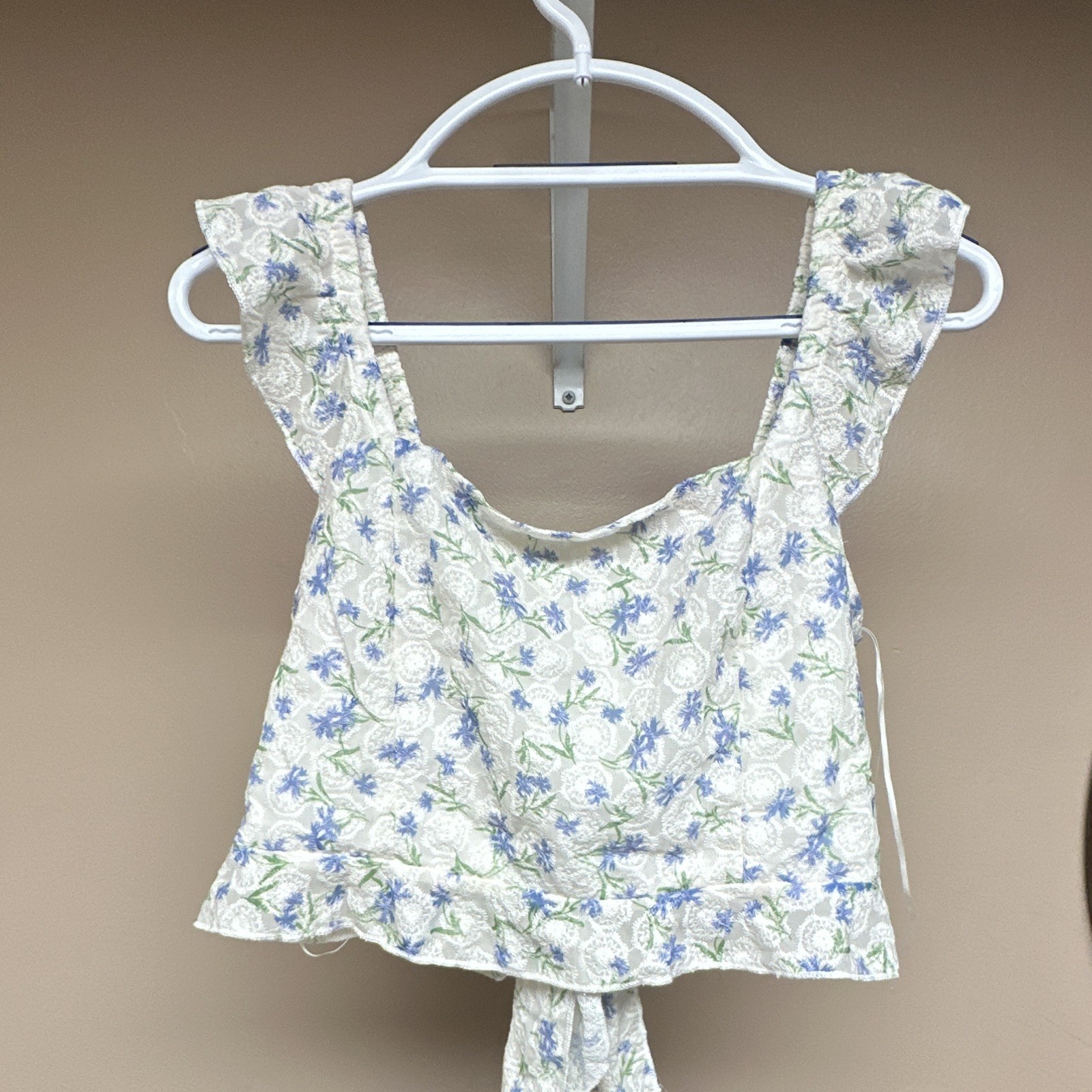 Kirious Los Angeles Floral Lace Tie Front Crop Top Square Neck Wide Strap L