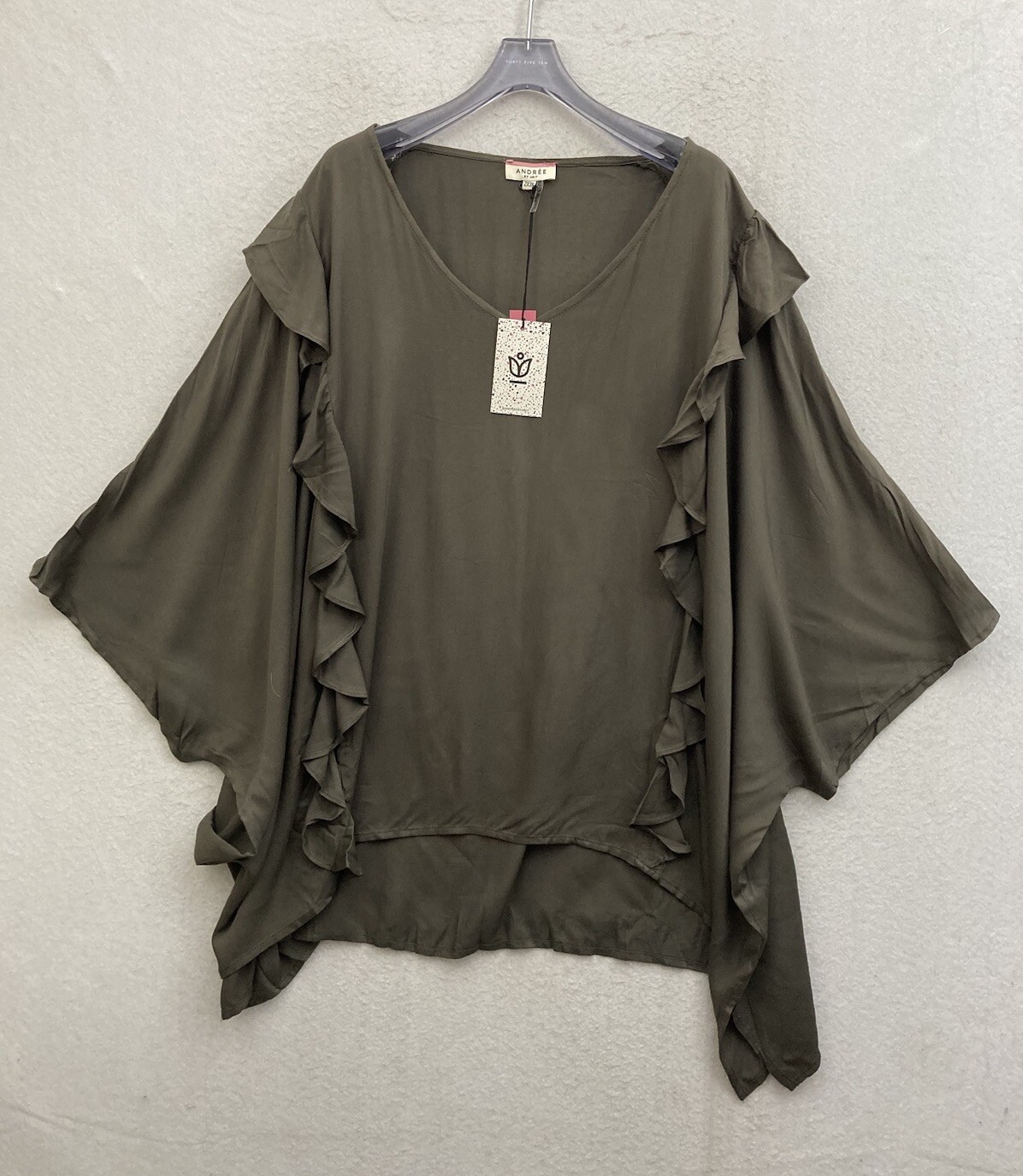 NWT Andree by Unit Top Womens 2X 3X Green Ruffle Feminine Boho Gypsy Festival