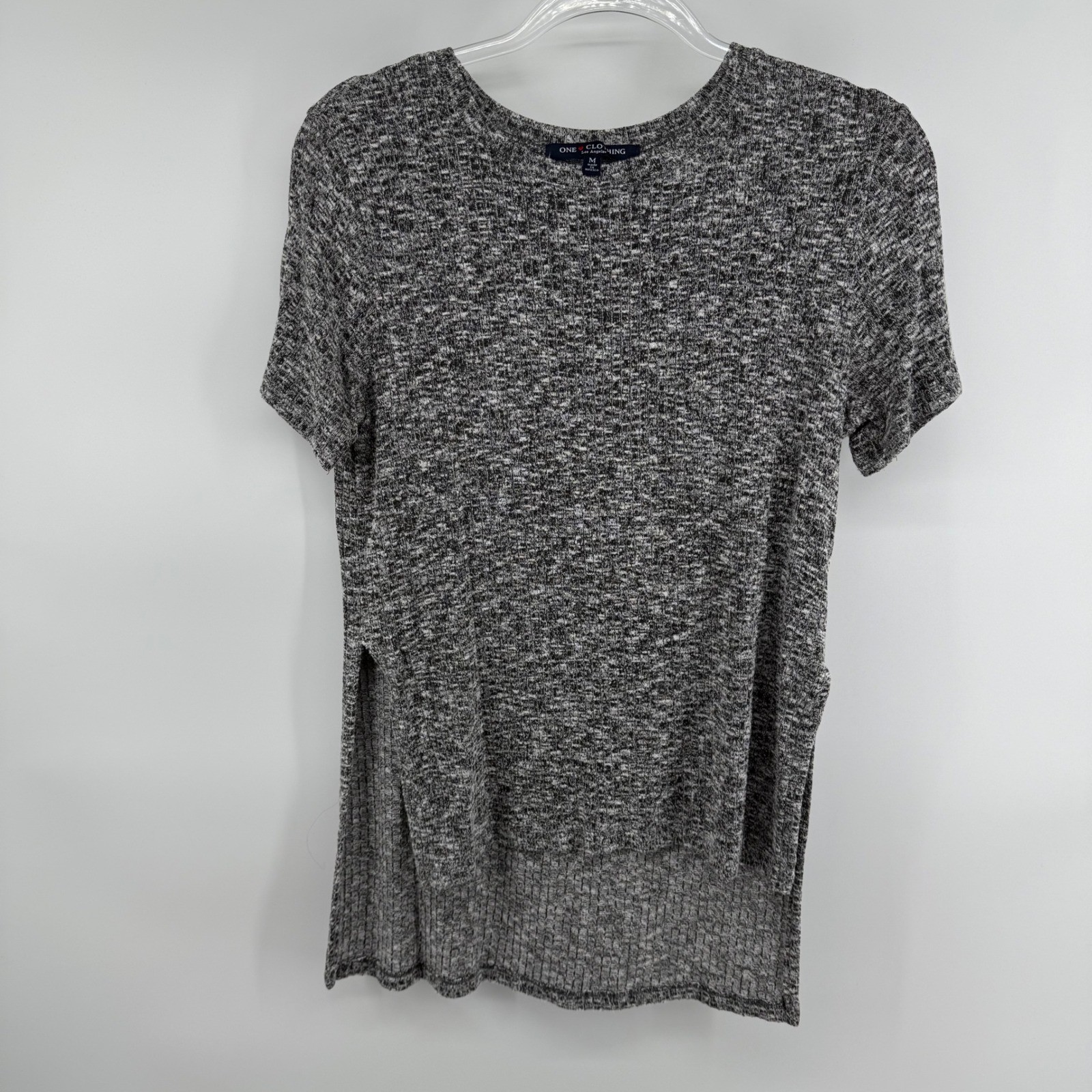 ONE CLOTHING Marled Knit High Split Tunic Top Women’s Size M