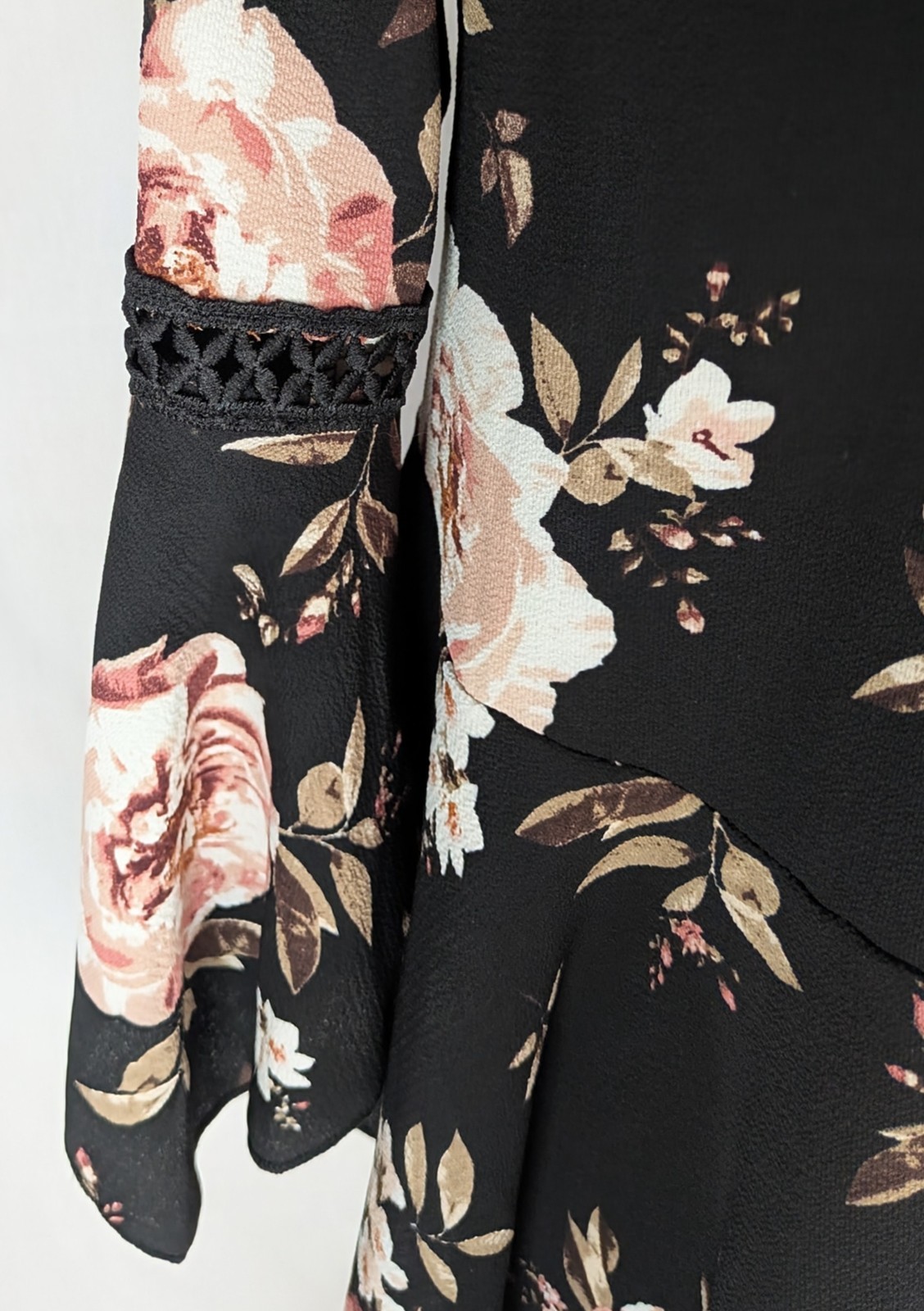 Altar’d State Womens SMALL Pink Floral Kimono Sheer Open Front Fairy Bell Sleeve
