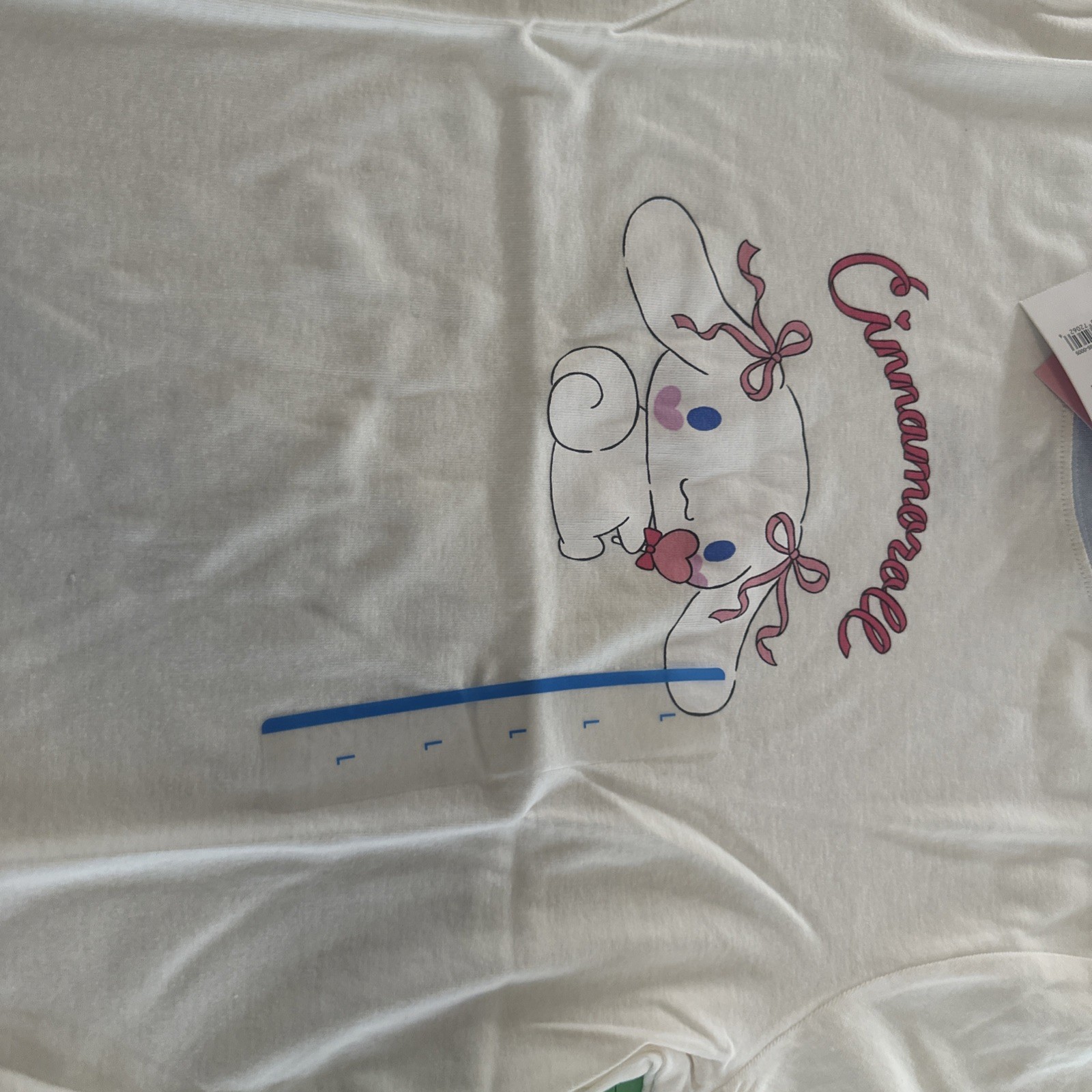 Whisper White Sanrio Cinnamoroll 2025 Hybrid Apparel Tee Shirt Size L NWT