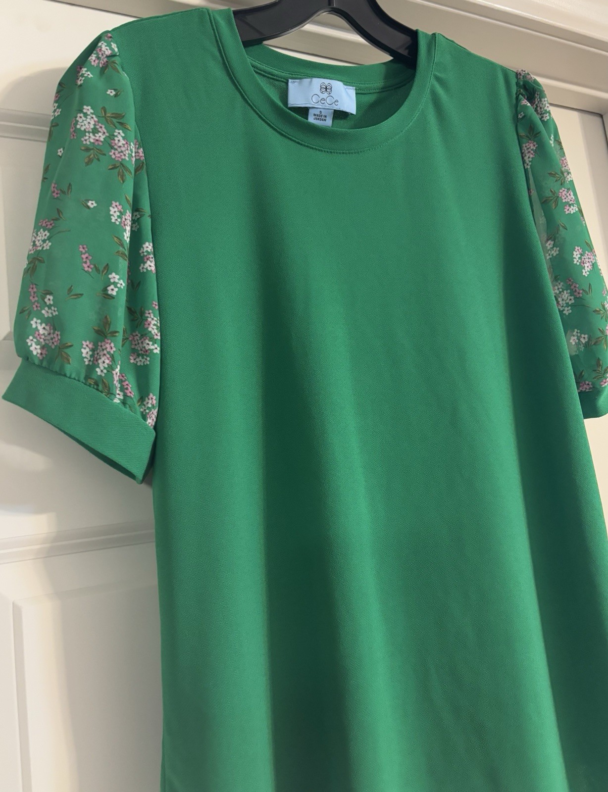 NWOT CeCe Coastal Preppy Old Money Quiet Luxury Coquette Statement Sleeve Size S