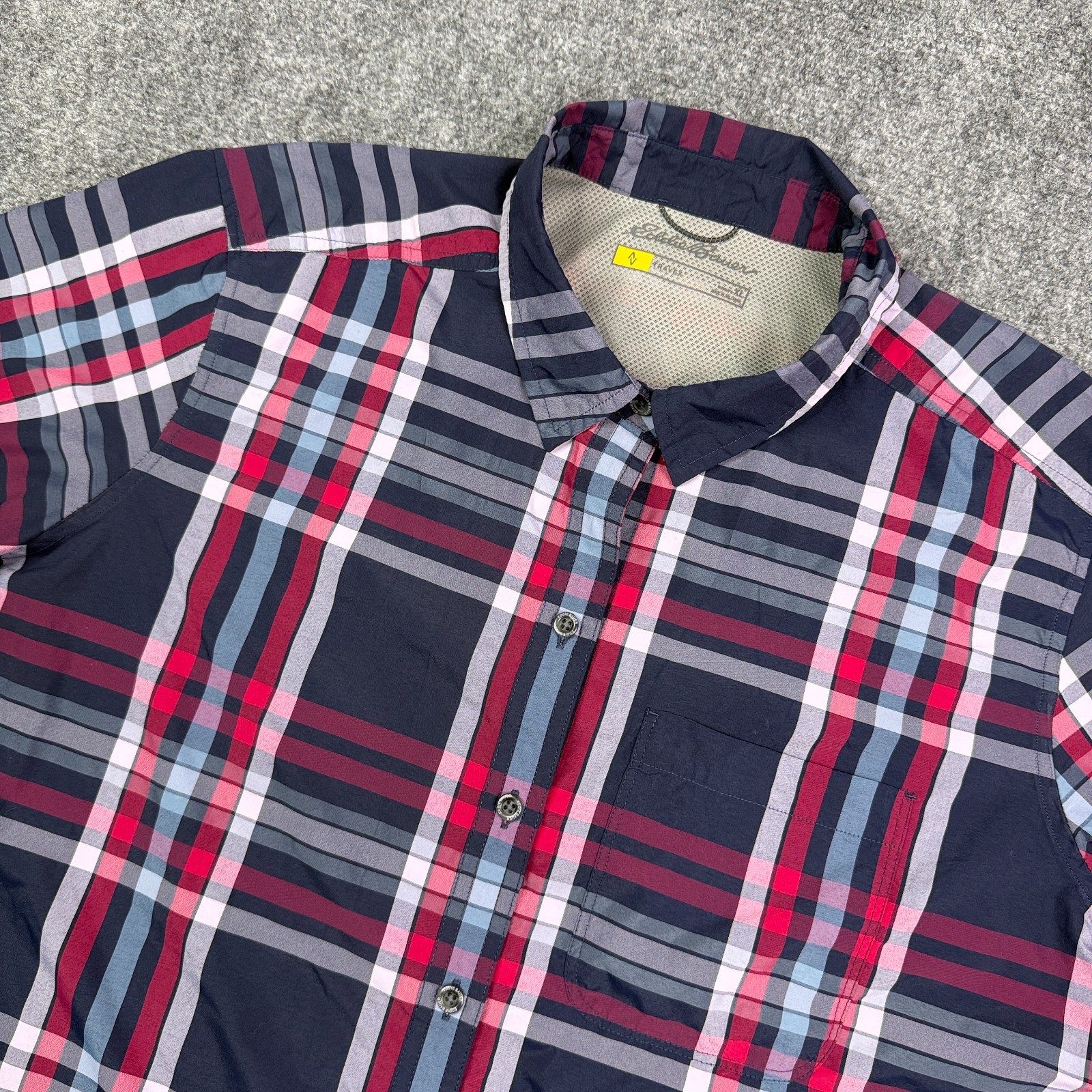 Eddie Bauer Womens Size XL Travex Performance Short Sleeve Button Shirt Plaid