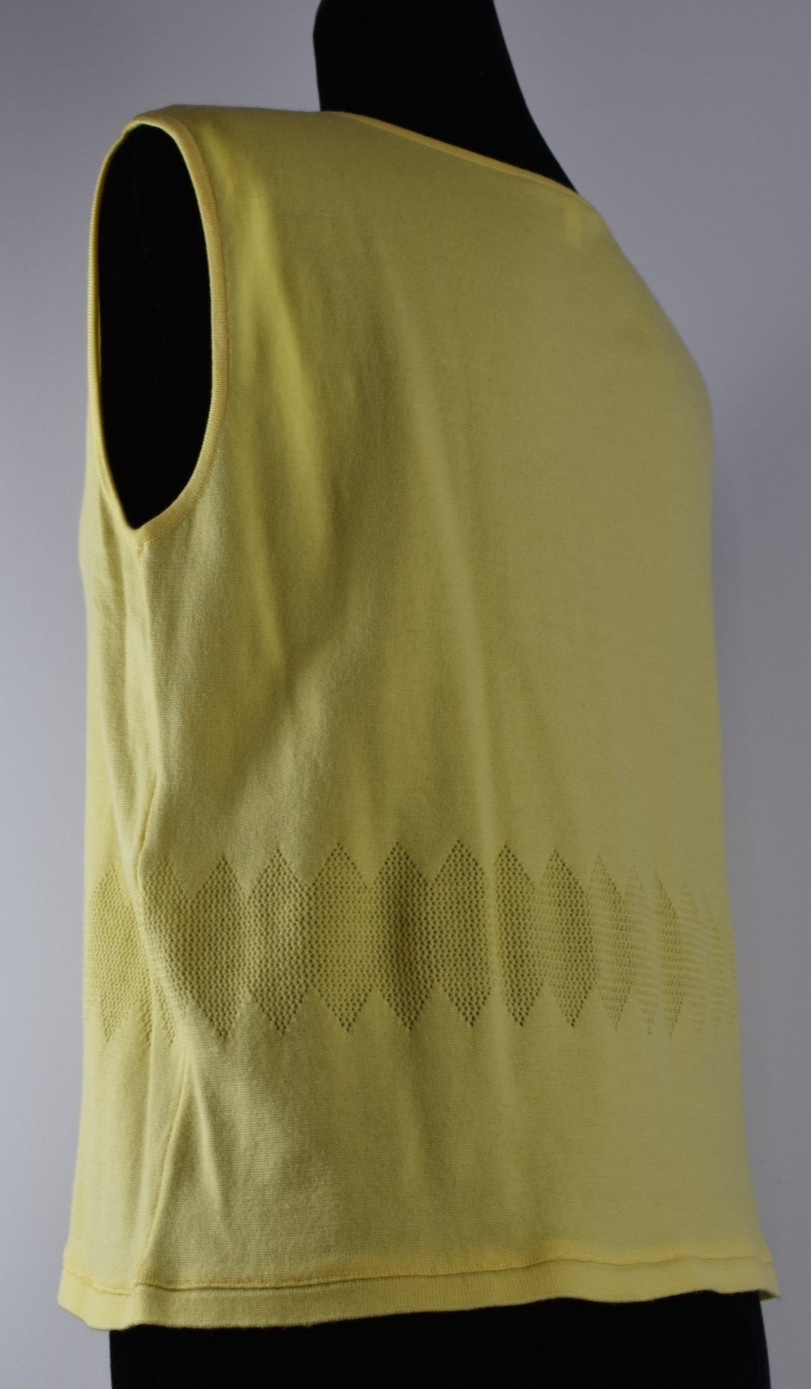 Escada Size 42 Yellow V Neck Sleeveless Knit Wool Nylon Top Base Layer Stretch
