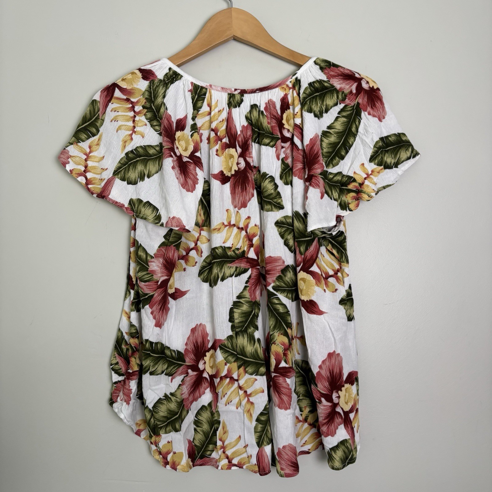 Show Me Your MuMu Avalon Top in Aloha Blooms Cloud Floral-L-Tropical/Boho/Summer