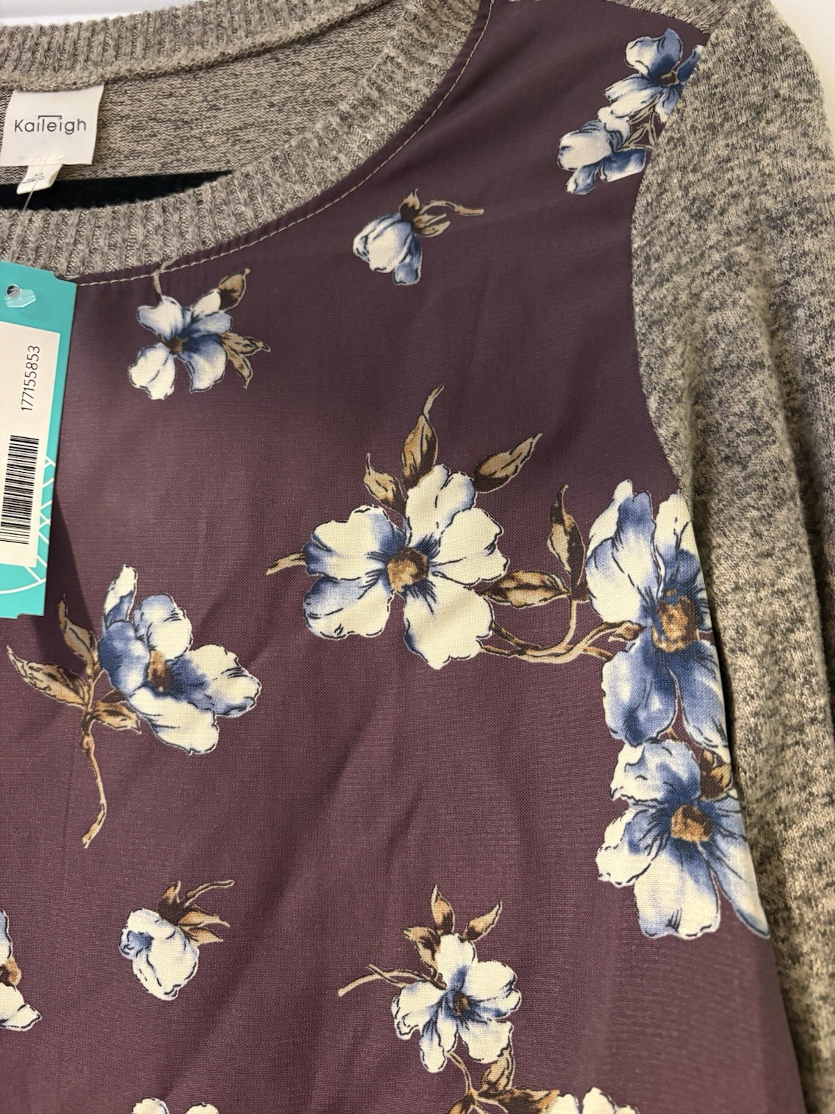 Kaileigh NWT Mixed Blouse (Sweater Sleeves) Stitch Fix Boutique Floral XS