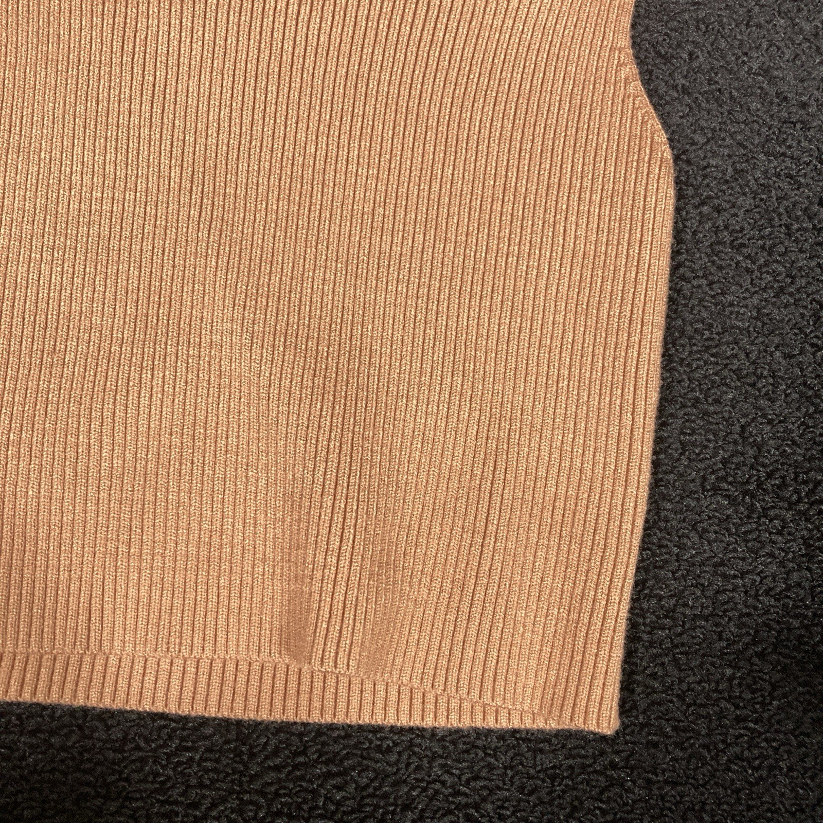 knit tank Sleeveless Crop Top Ribbed Medium Womens basics minimalist square neck