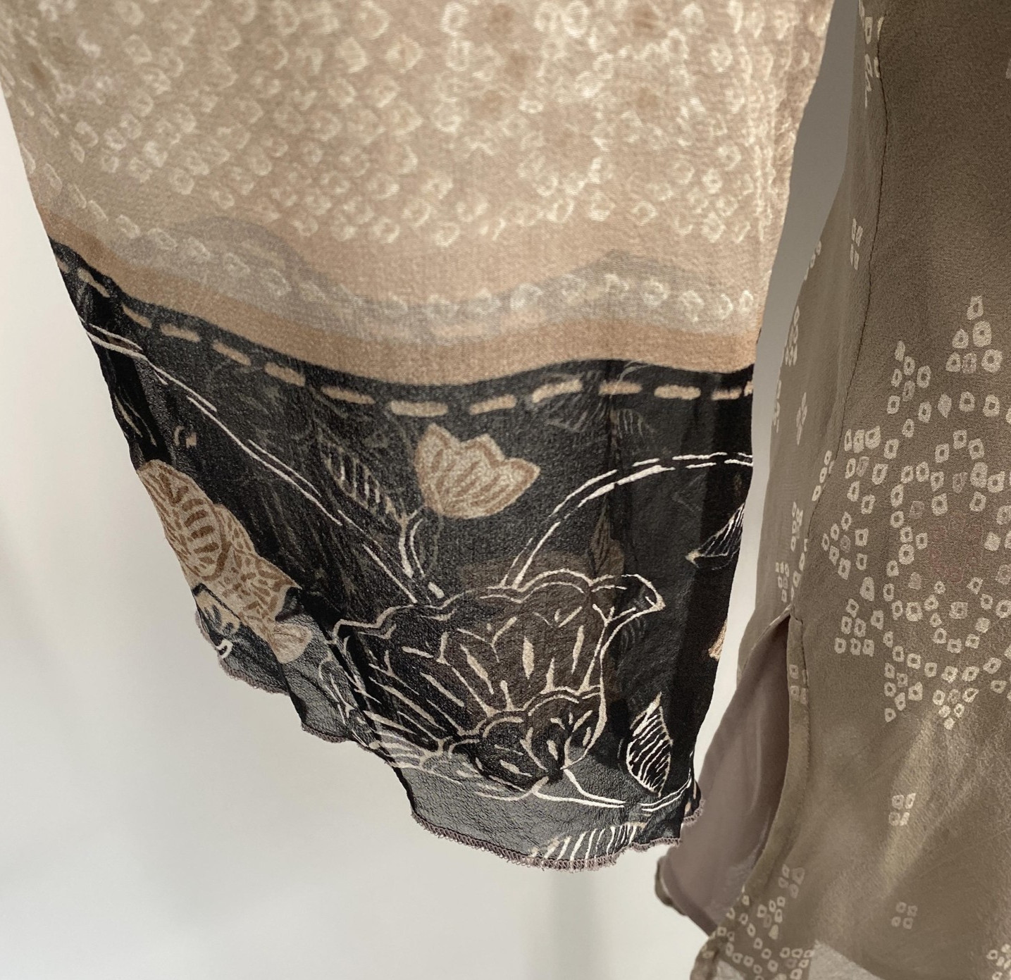 VTG NYC Design Co Top Womens Medium Beige Floral Silk Sheer Lined Fairy Boho Y2K