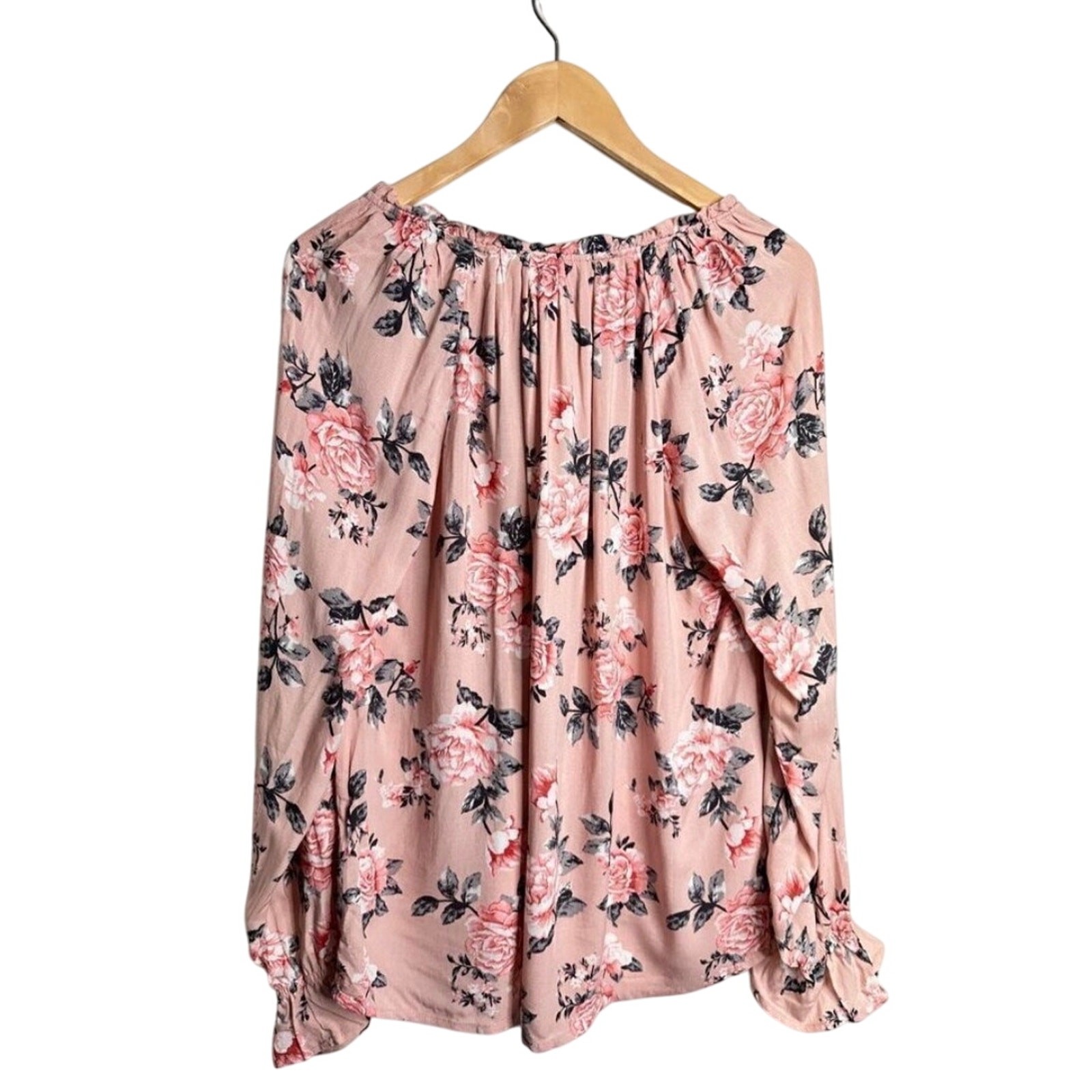 C&C California Floral Blouse Womens Pink V Neck Long Sleeve Size Large NEW