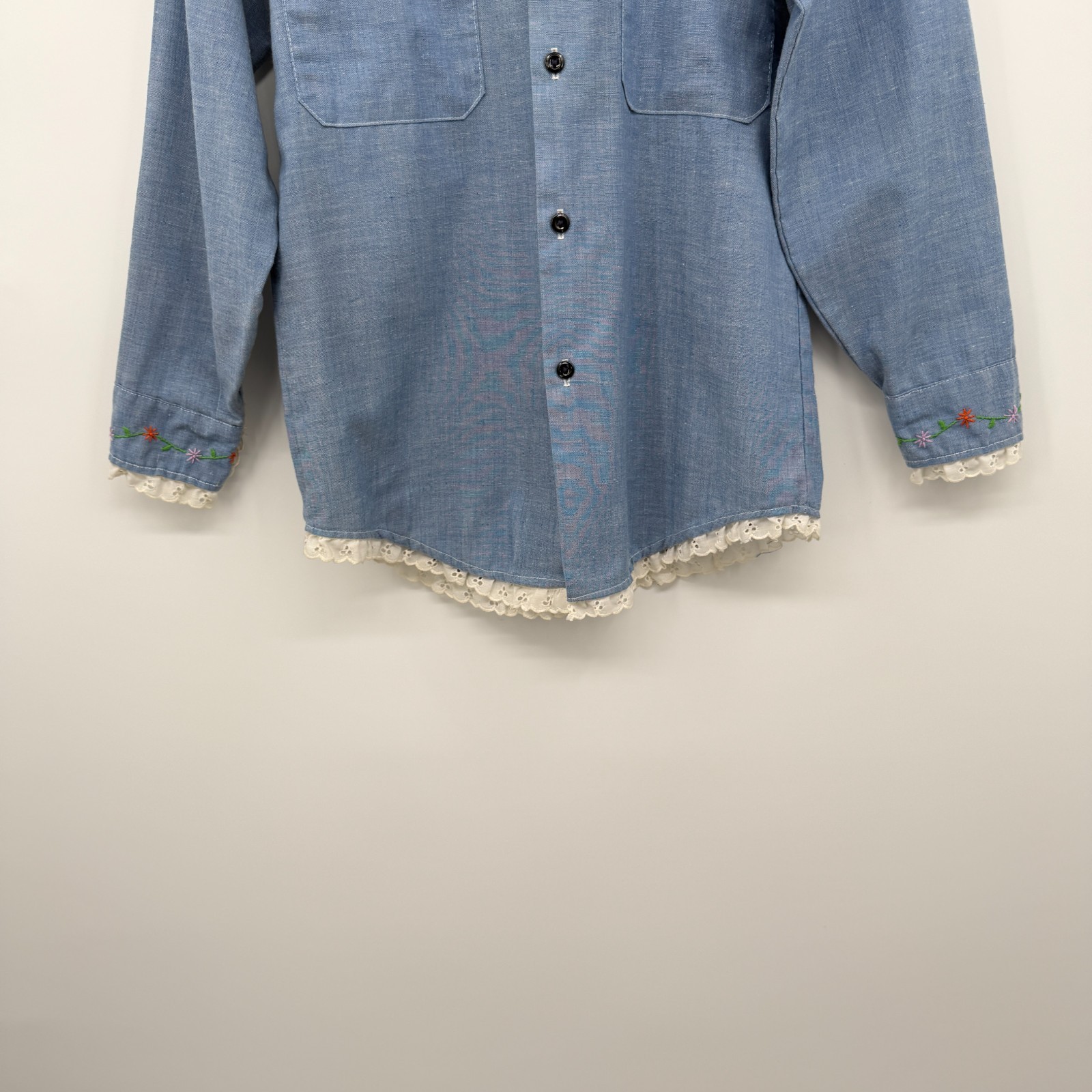 Vintage 70s Hand Embroidered Top Shirt S M Chambray Bird Butterfly Palm Tree USA