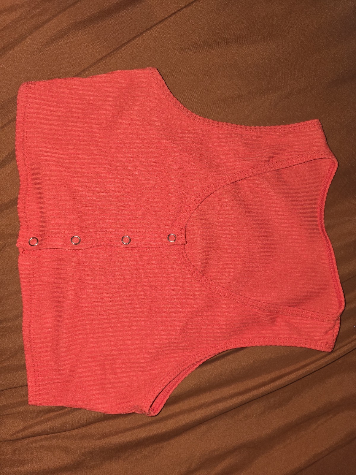 Red Ribbed Crop Tank Top | Snap Front Detail | Stretch Sleeveless | Size L