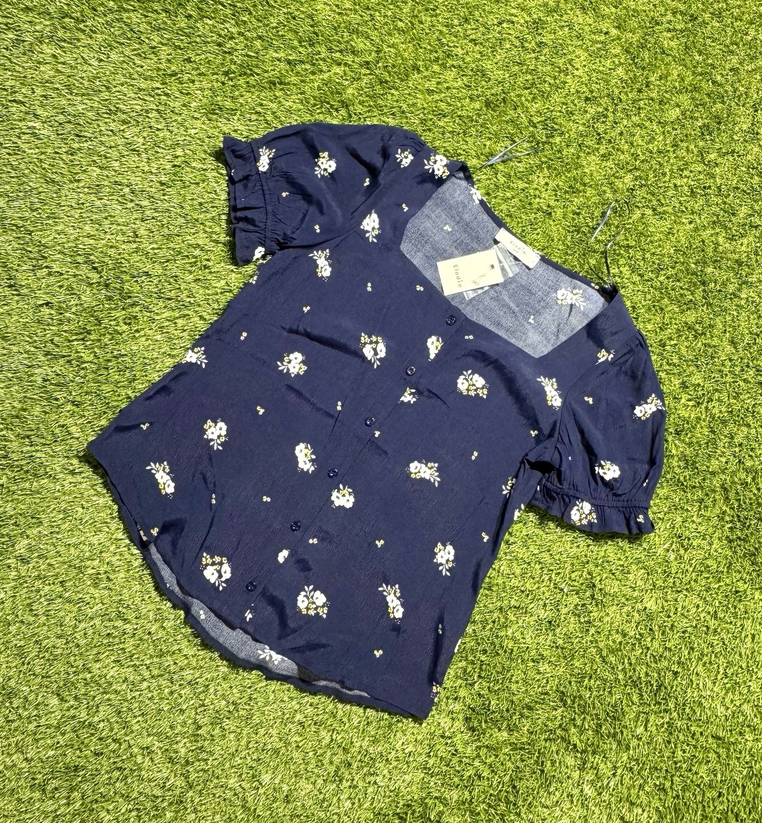 NWT Elodie Blue Floral Button Front Square Neck Blouse Women’s Size Small Flower