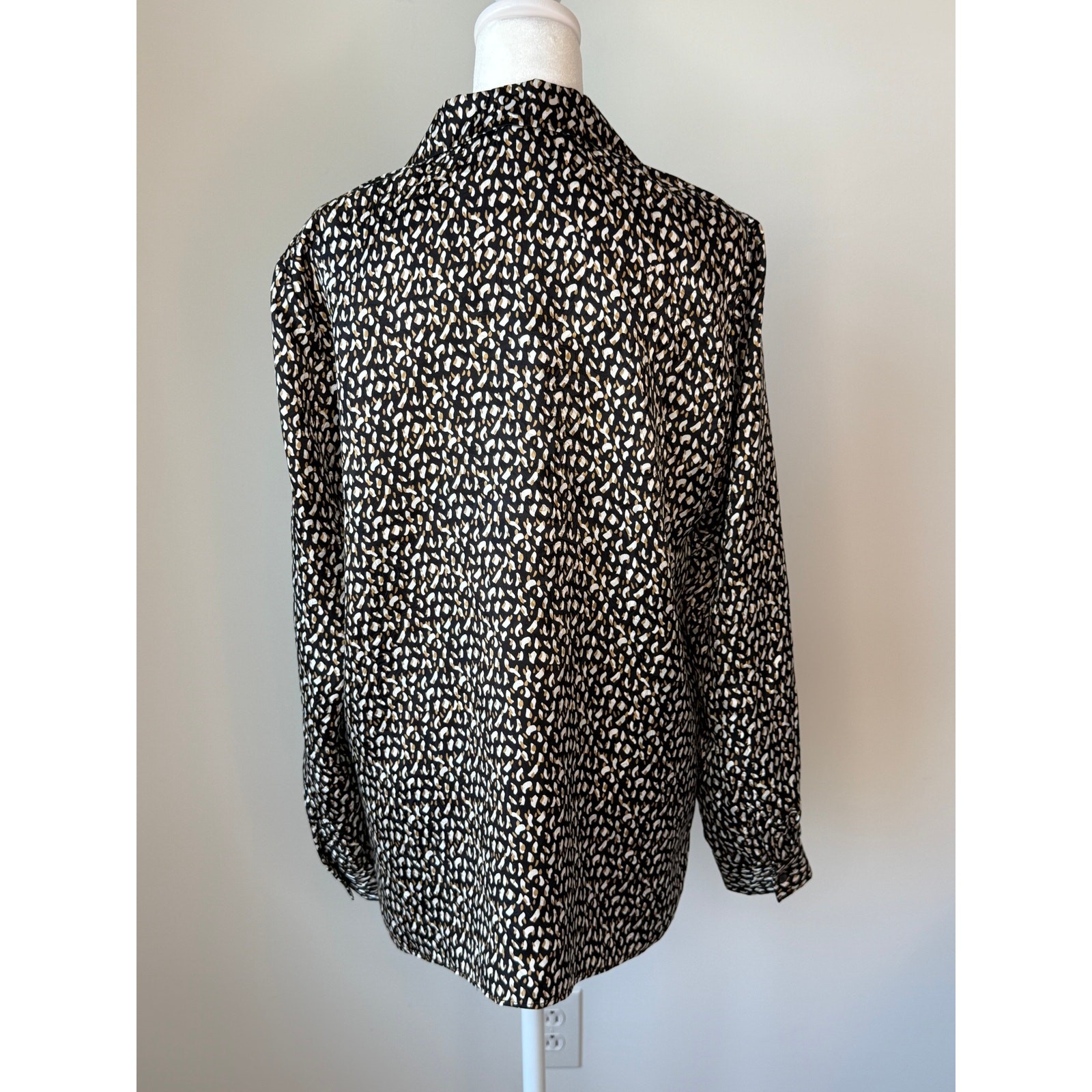 Lafayette 148 New York Printed Silk Button Front Blouse