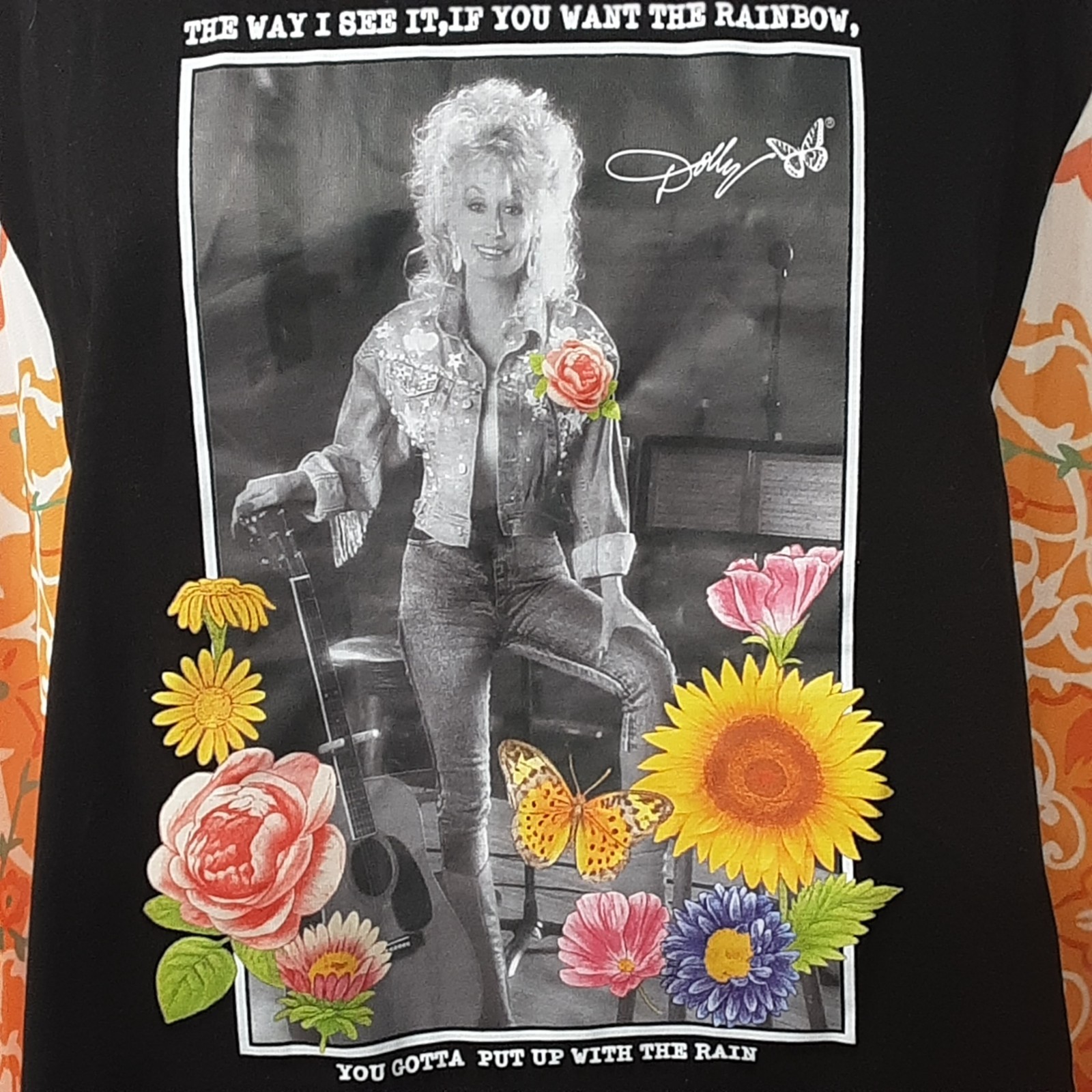 Dolly Parton Graphic Black T-Shirt w/ Long Scarf Sleeves and Coordinating Pants