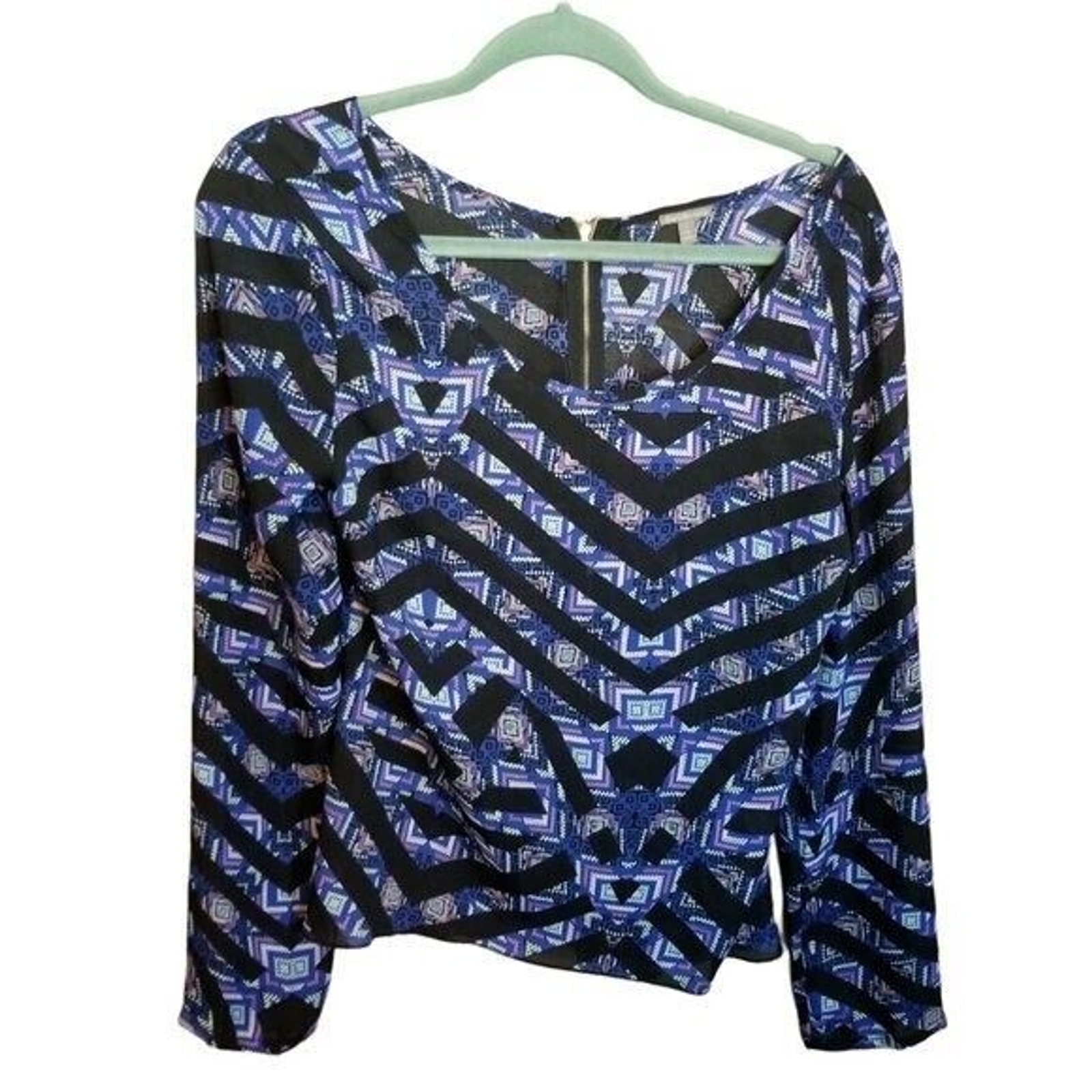 Charlotte Russe Womens Sz S Blue Black Geometric Long Sleeve Semi Crop Blouse