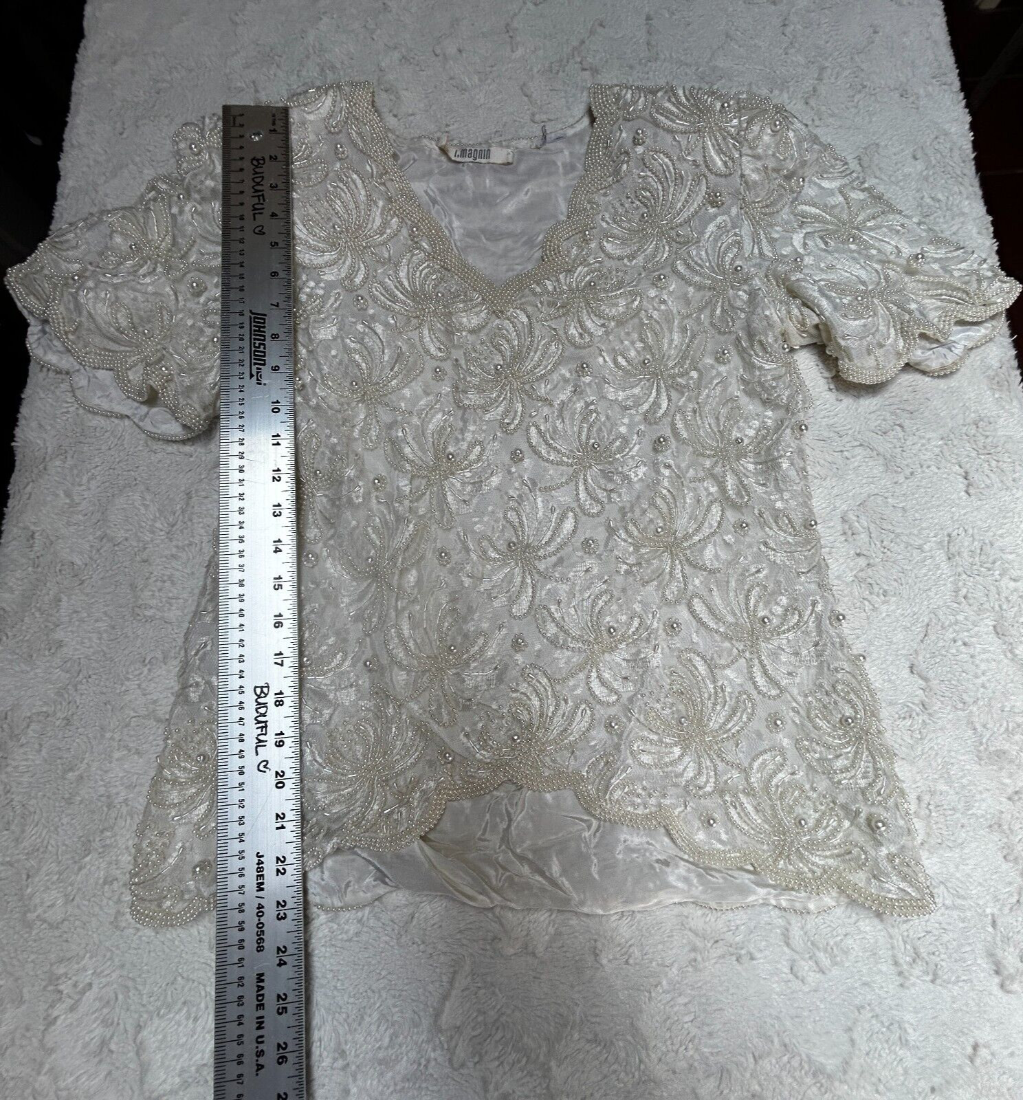 Vintage I.Magnin Women’s Pearly Beaded Top V-Neck Ivory Size XS Short Sleeve