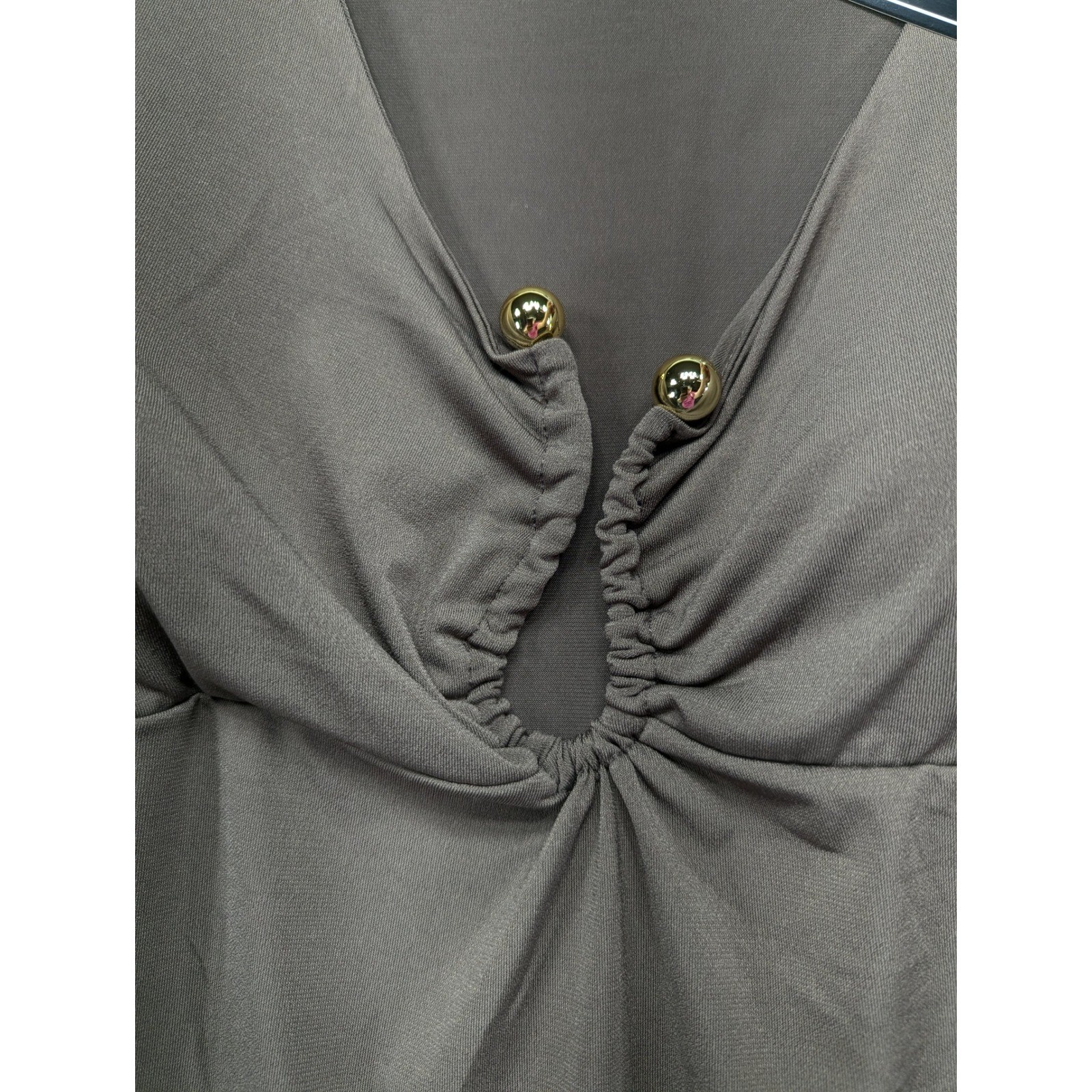 Just Polly Brown Long Sleeve V-Neck Ruched Keyhole Top Gold Beads XL
