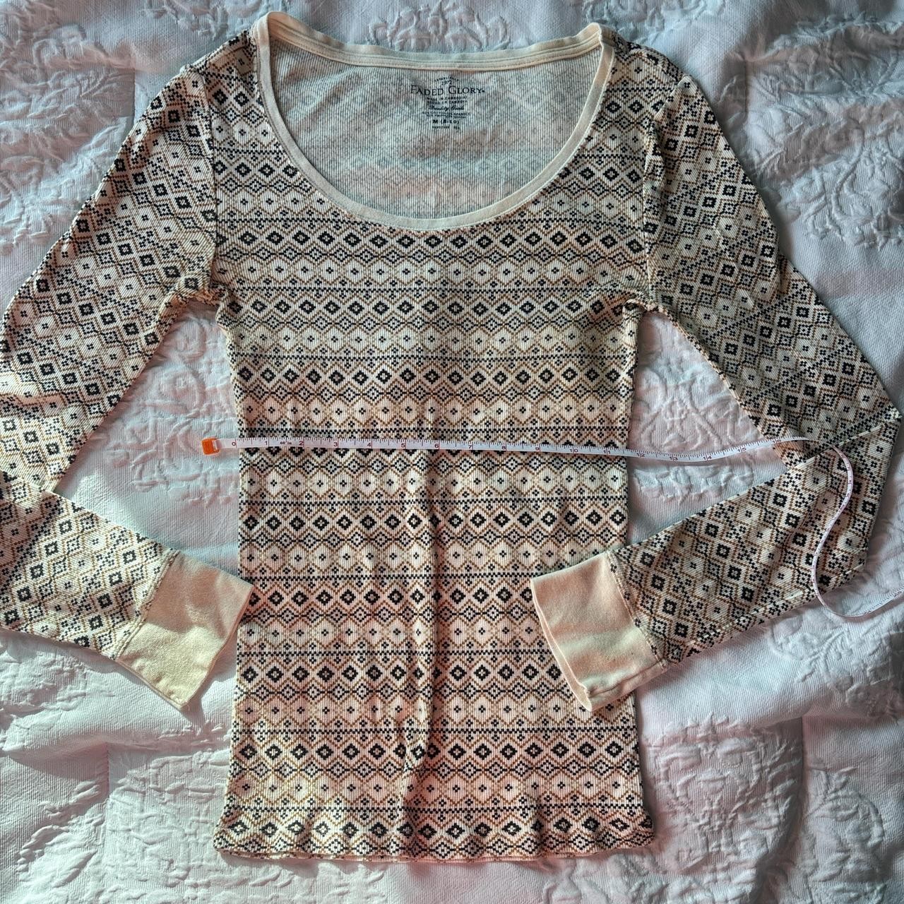 Faded glory slim flitting long sleeve