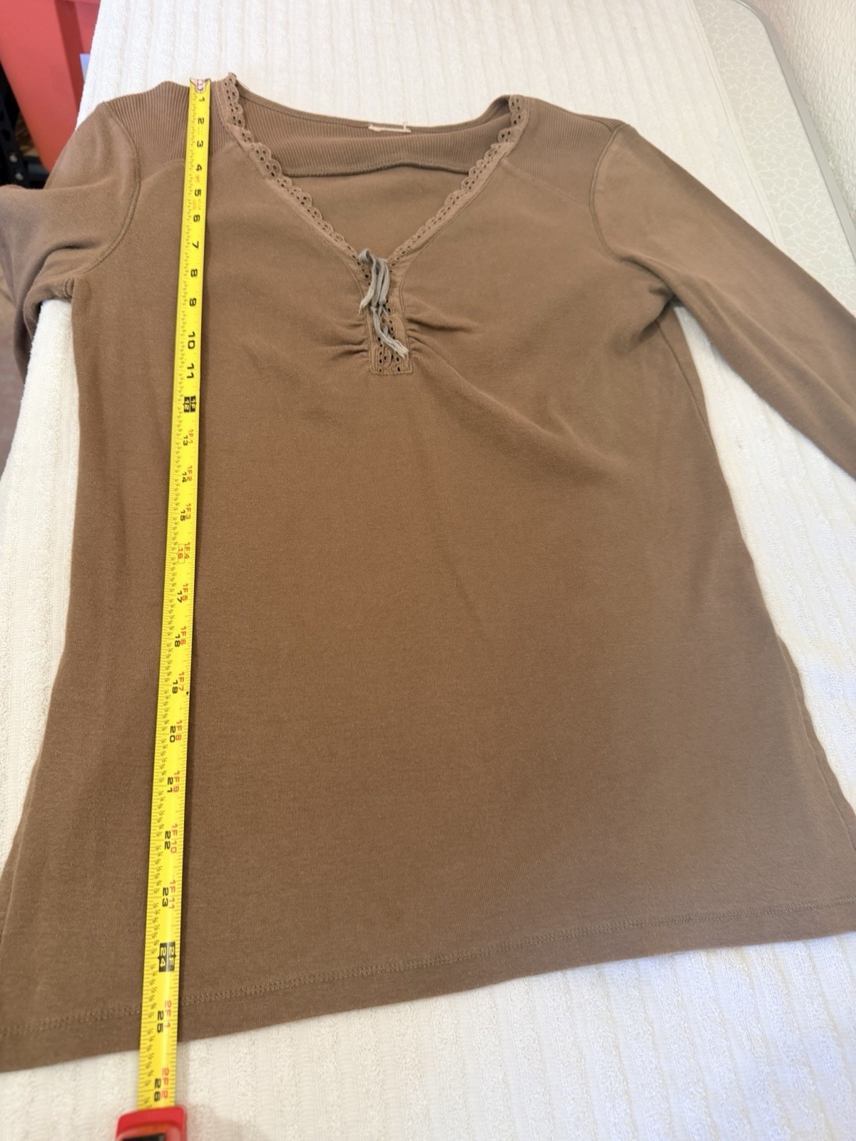 Womens Small Brown Lace Trim V Neck Long Sleeve Top Casual Layering Everyday
