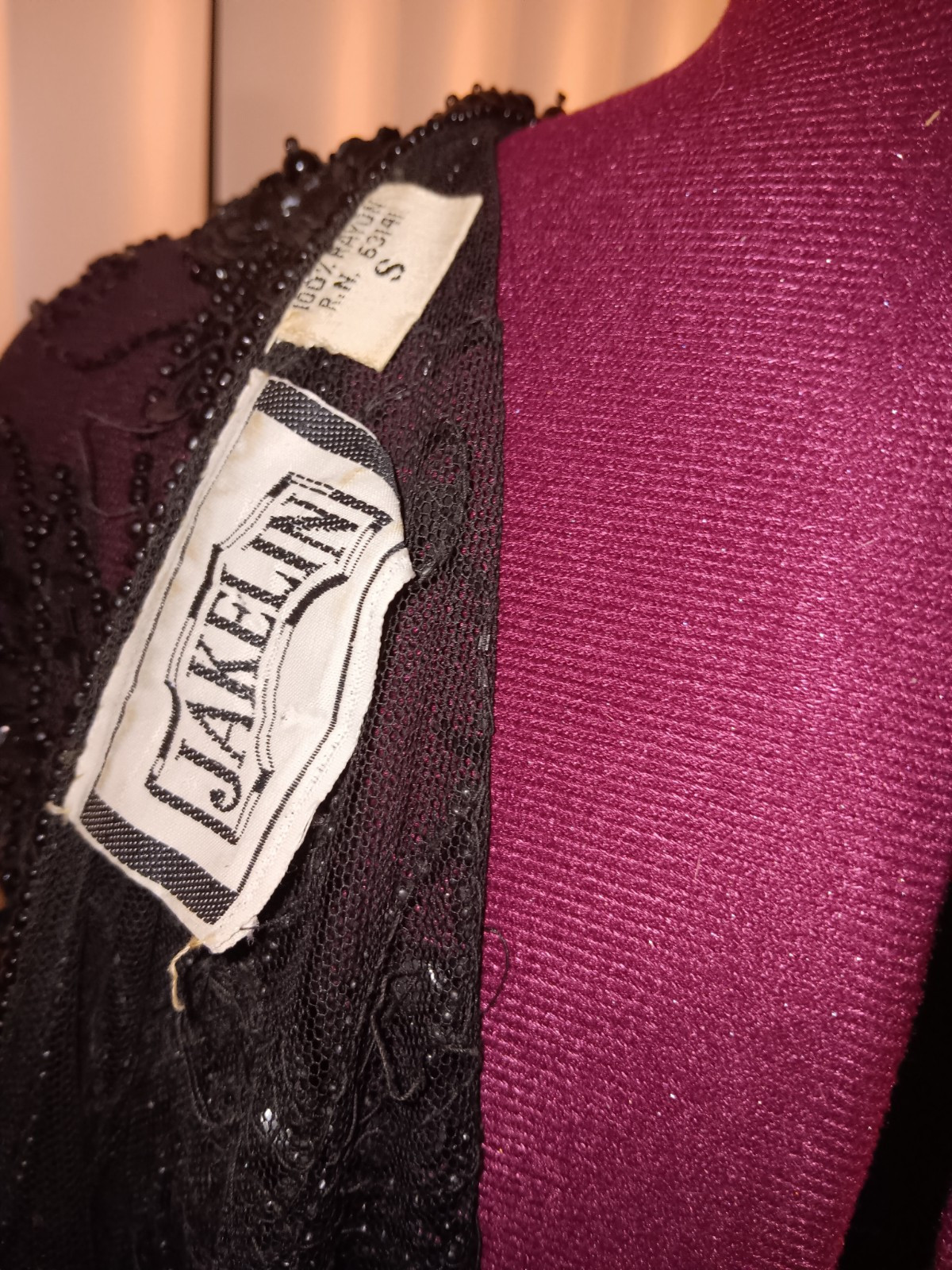 Vintage Beaded And Sequined Short Sleeve Jacket Size S/M By Jakelin
