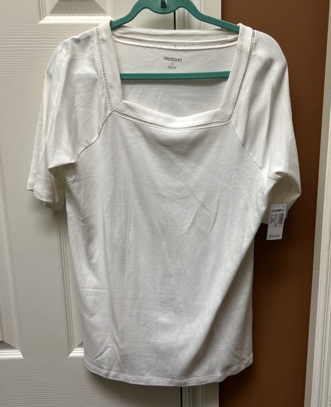 Westport Women’s White Solid Knit Square Neck Lace Trim T-Shirt XL