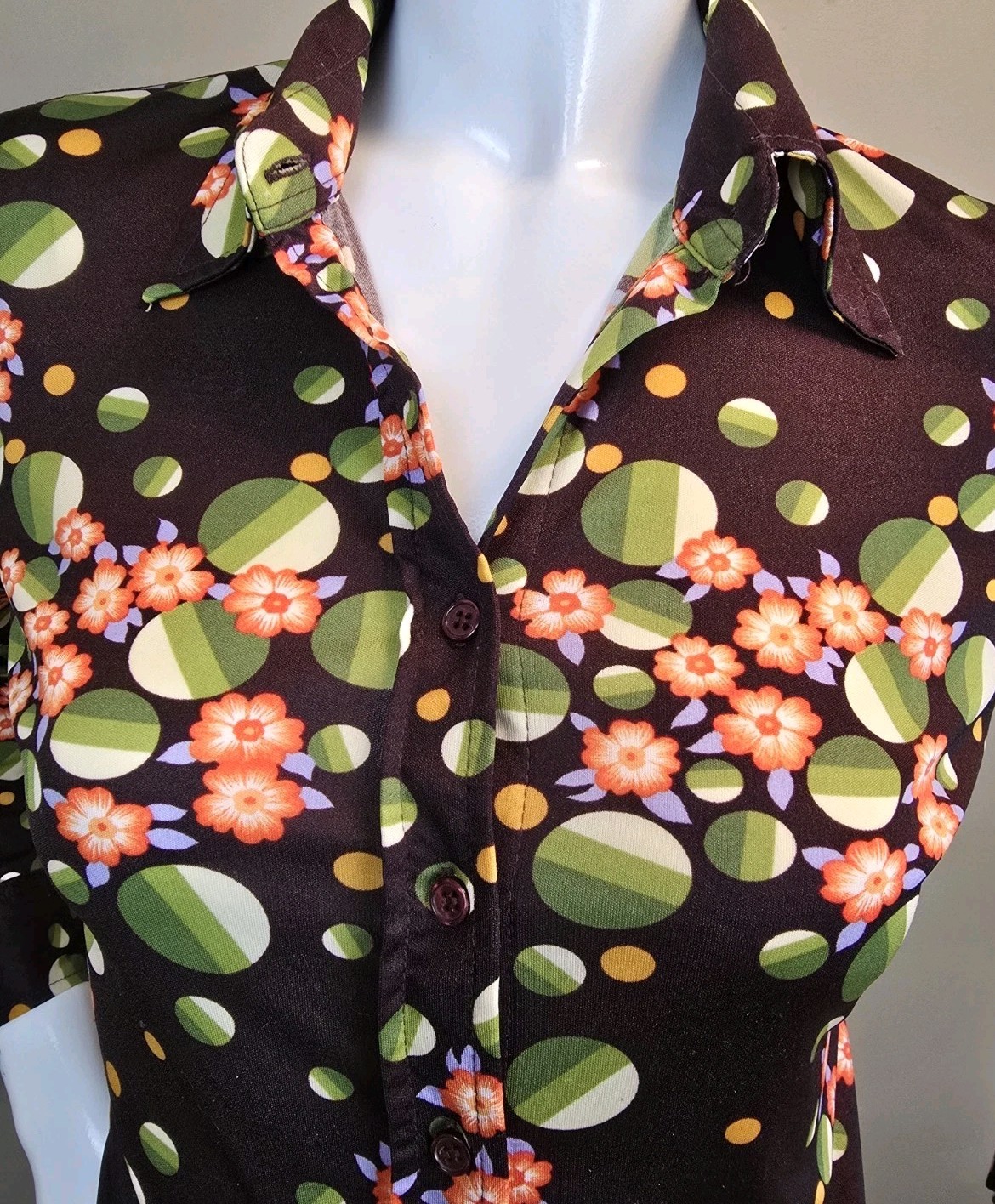 90’s 8 Track Brand Printed Button-Up Shirt Retro 70’s Style Nylon 8Track Delia’s