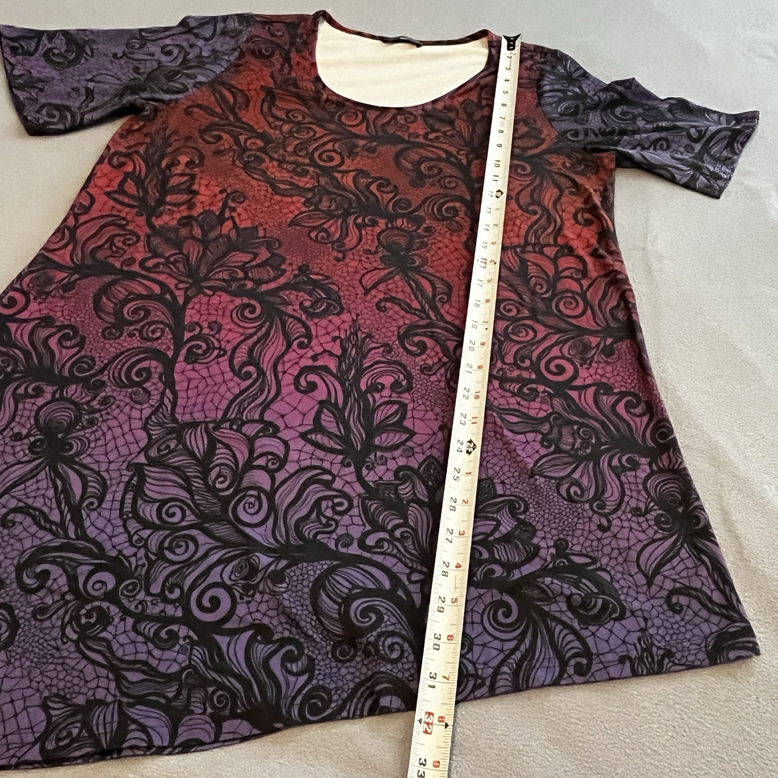 Azalea Woman’s XL Ombré Short Sleeve Asymmetrical Hem Tunic Floral Lace Print￼