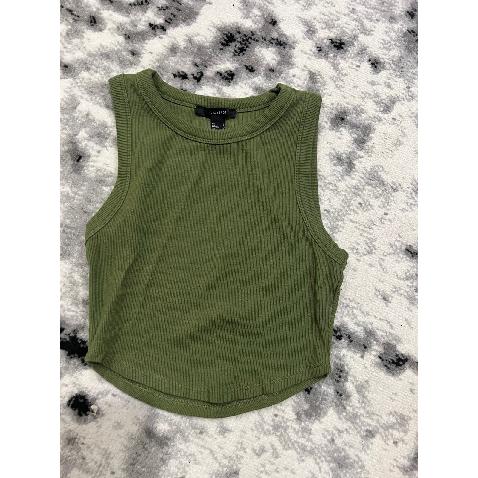 Forever 21 Ribbed Olive Green Cropped Tank Top Women’s Size Small