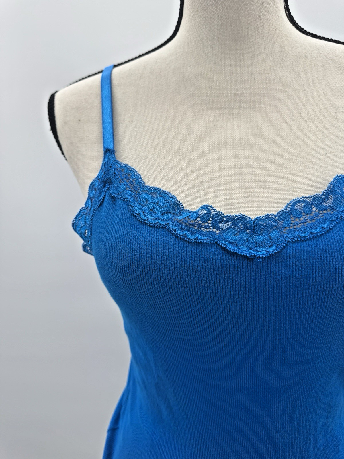 Retro Y2K Lace Trim Cami Large Tank Top Classic Preppy Strappy 90s Slim Fit Blue