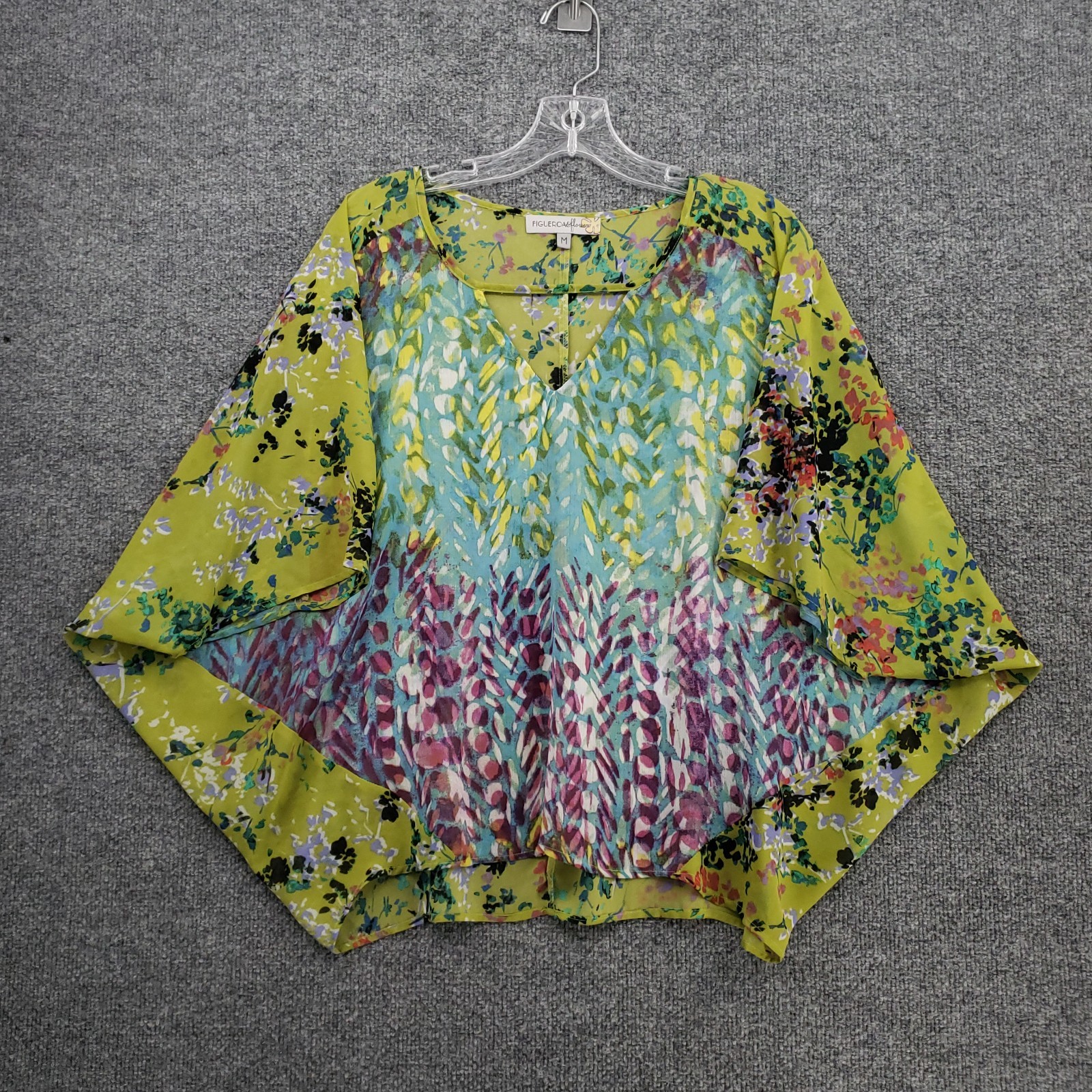Figueroa & Flower Top Womens M Medium Green Dolman Sleeve V Neck Floral Boho